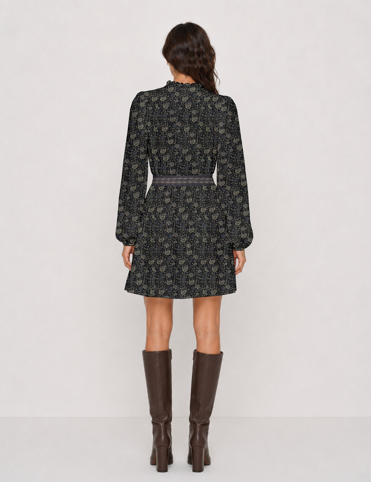 Swing dress with belt - Black Tropical