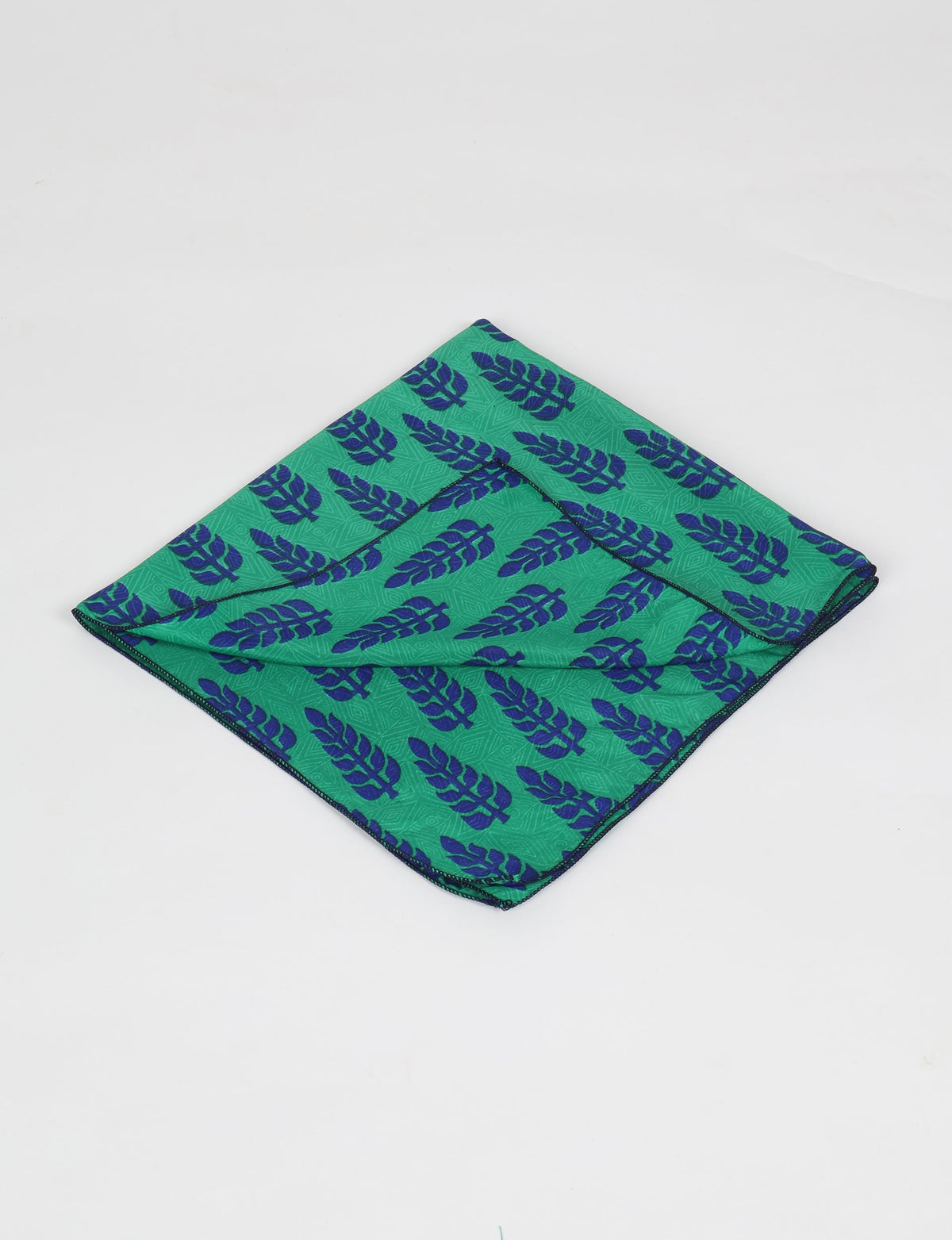 A delicately handcrafted wrap made from recycled sari offcuts, blending sustainable fashion with conscious design. This eco-friendly product showcases the beauty of upcycling and green fashion, making it a perfect accessory for those supporting circular fashion and products made from textile waste.