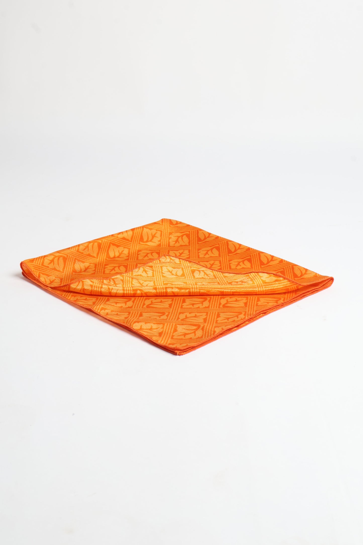 A delicately handcrafted wrap made from recycled sari offcuts, blending sustainable fashion with conscious design. This eco-friendly product showcases the beauty of upcycling and green fashion, making it a perfect accessory for those supporting circular fashion and products made from textile waste.