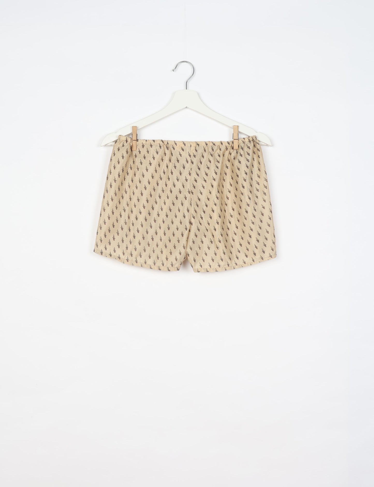 Elevate your wardrobe with our eco-friendly shorts. The all-around elastic waist and drawstring tie provide comfort and style. Crafted with ethical and sustainable practices, these shorts redefine green fashion, making them a perfect addition to your conscious clothing collection.