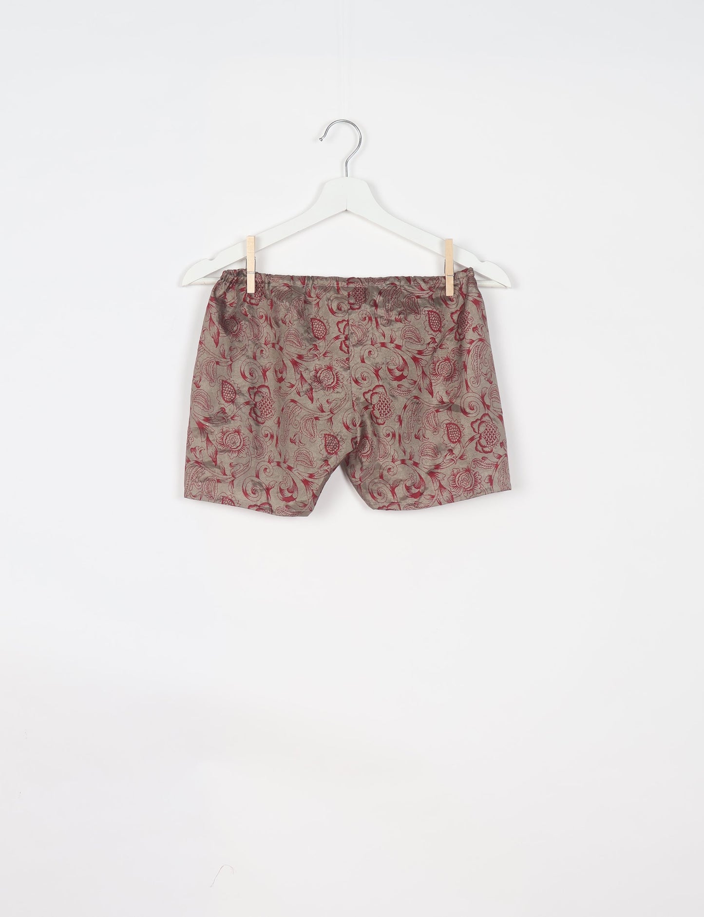 Elevate your wardrobe with our eco-friendly shorts. The all-around elastic waist and drawstring tie provide comfort and style. Crafted with ethical and sustainable practices, these shorts redefine green fashion, making them a perfect addition to your conscious clothing collection.