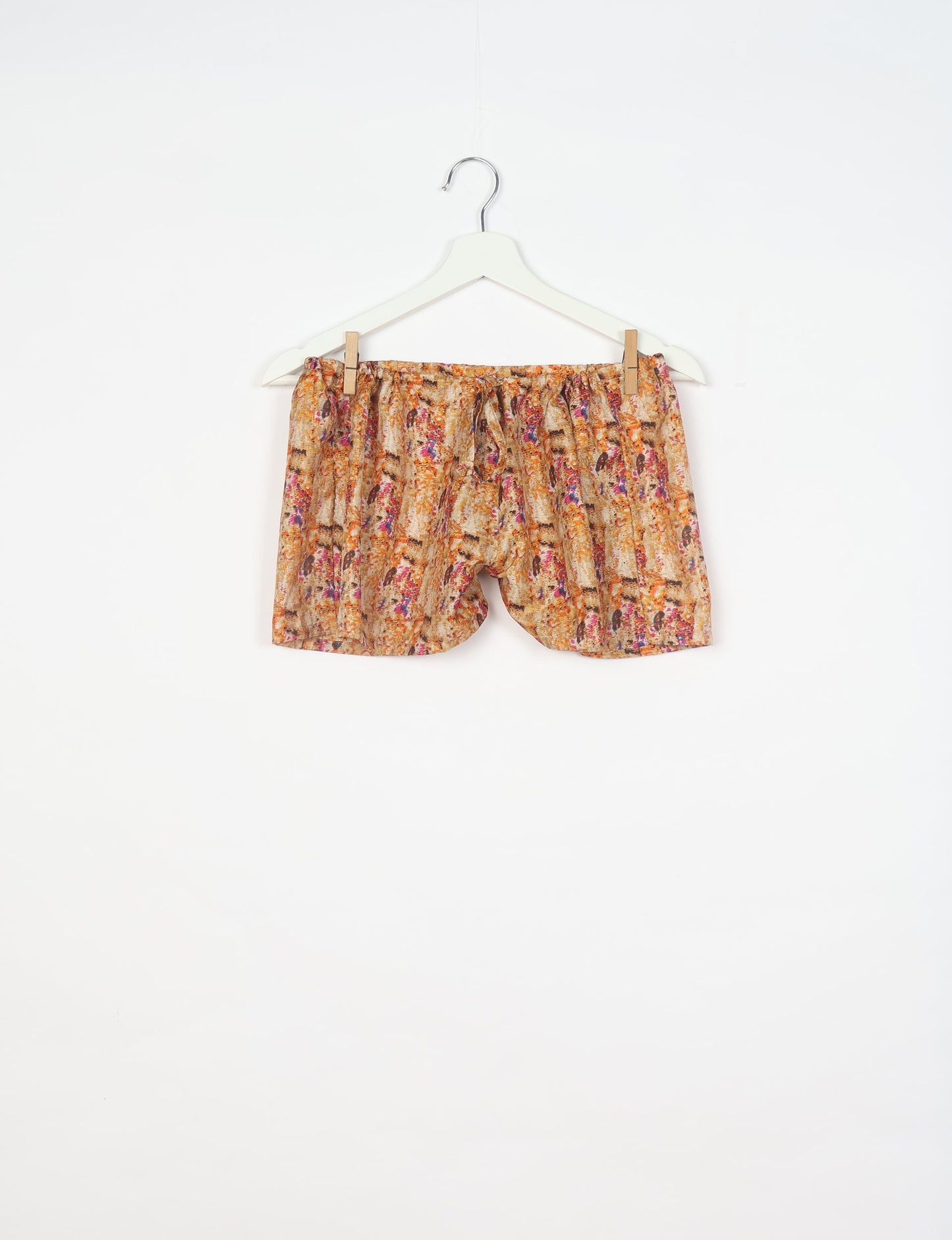 Sleep in eco-friendly luxury with our PJ Set Short. Made for the conscious consumer, these pajamas contribute to zero waste and sustainable practices. The cami top, adorned with delicate eyelash lace and cut on the bias, pairs seamlessly with the comfy shorts featuring an elasticated waist and drawstring tie.