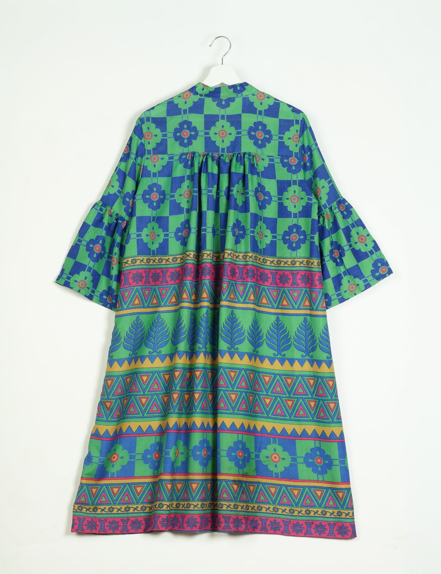 MANTEAU À MANCHES CLOCHES