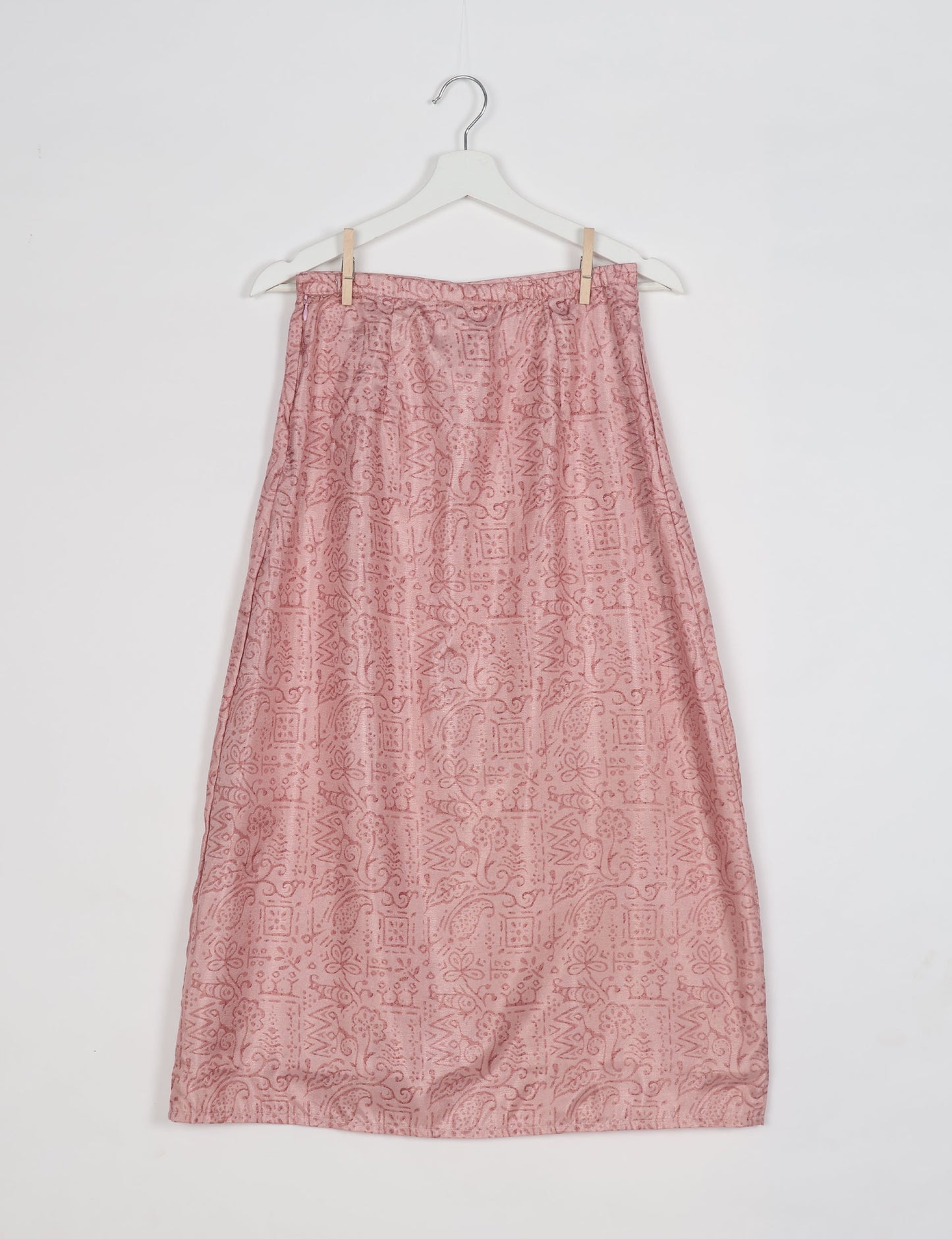 Sustainable A LINE SKIRT, a high-fashion choice for conscious individuals. Fitted at the waist, ankle-length, and ethically crafted for eco-friendly style.