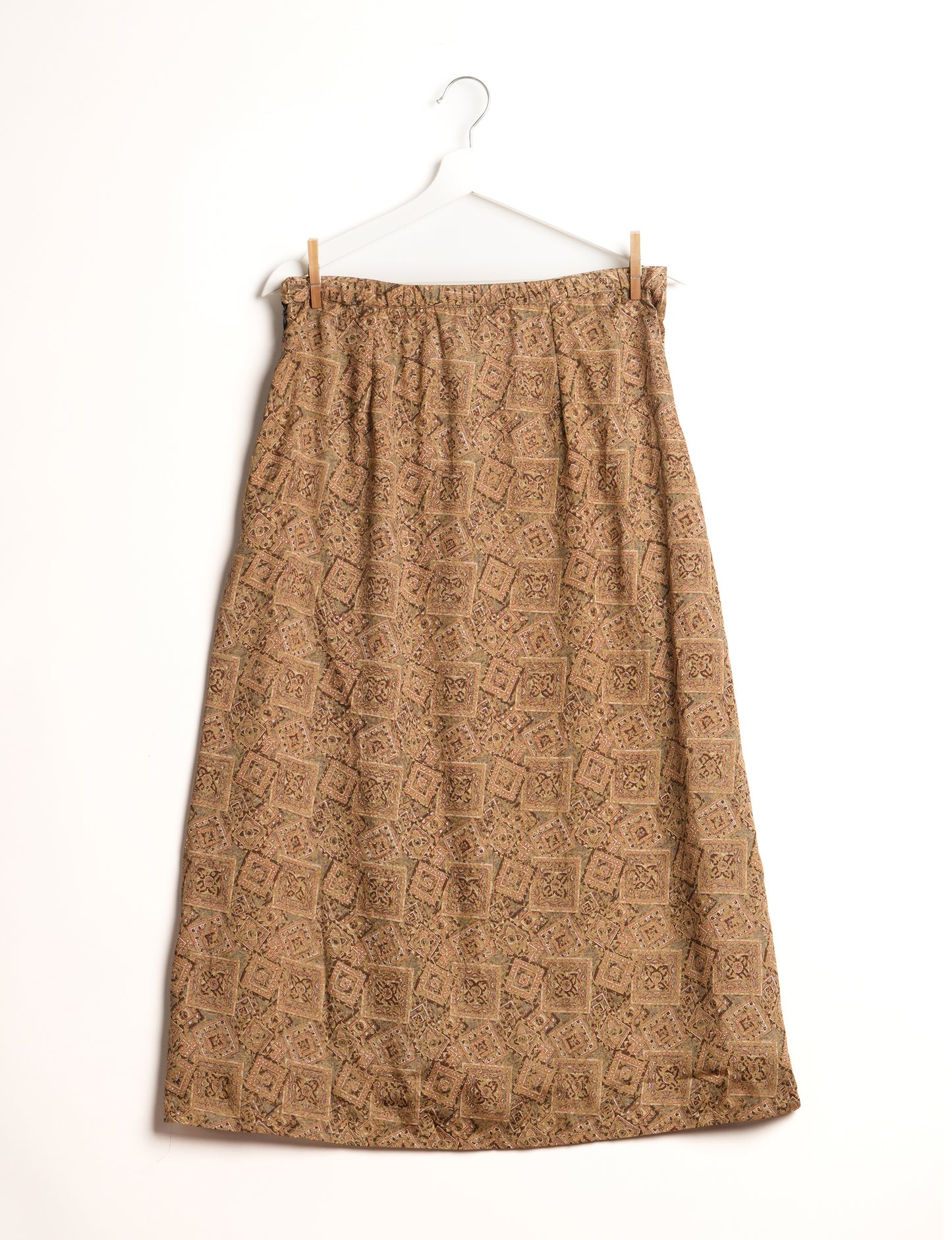 Sustainable A LINE SKIRT, a high-fashion choice for conscious individuals. Fitted at the waist, ankle-length, and ethically crafted for eco-friendly style.