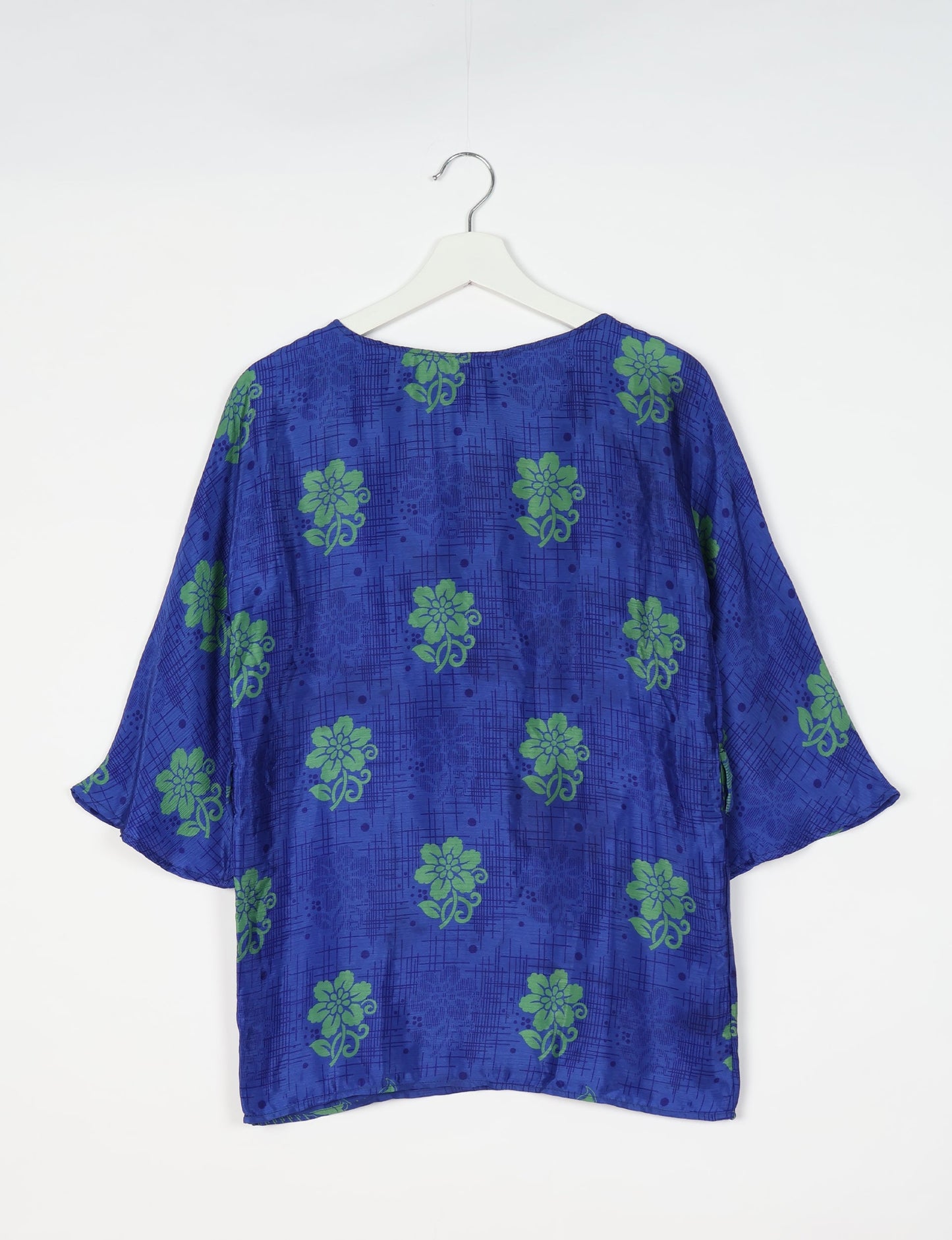 Upcycled women’s Belt Top made from pre-loved saris, showcasing eco friendly cloth, carbon neutral clothing, circular fashion design, environmentally friendly clothing, and second hand clothing elegance.