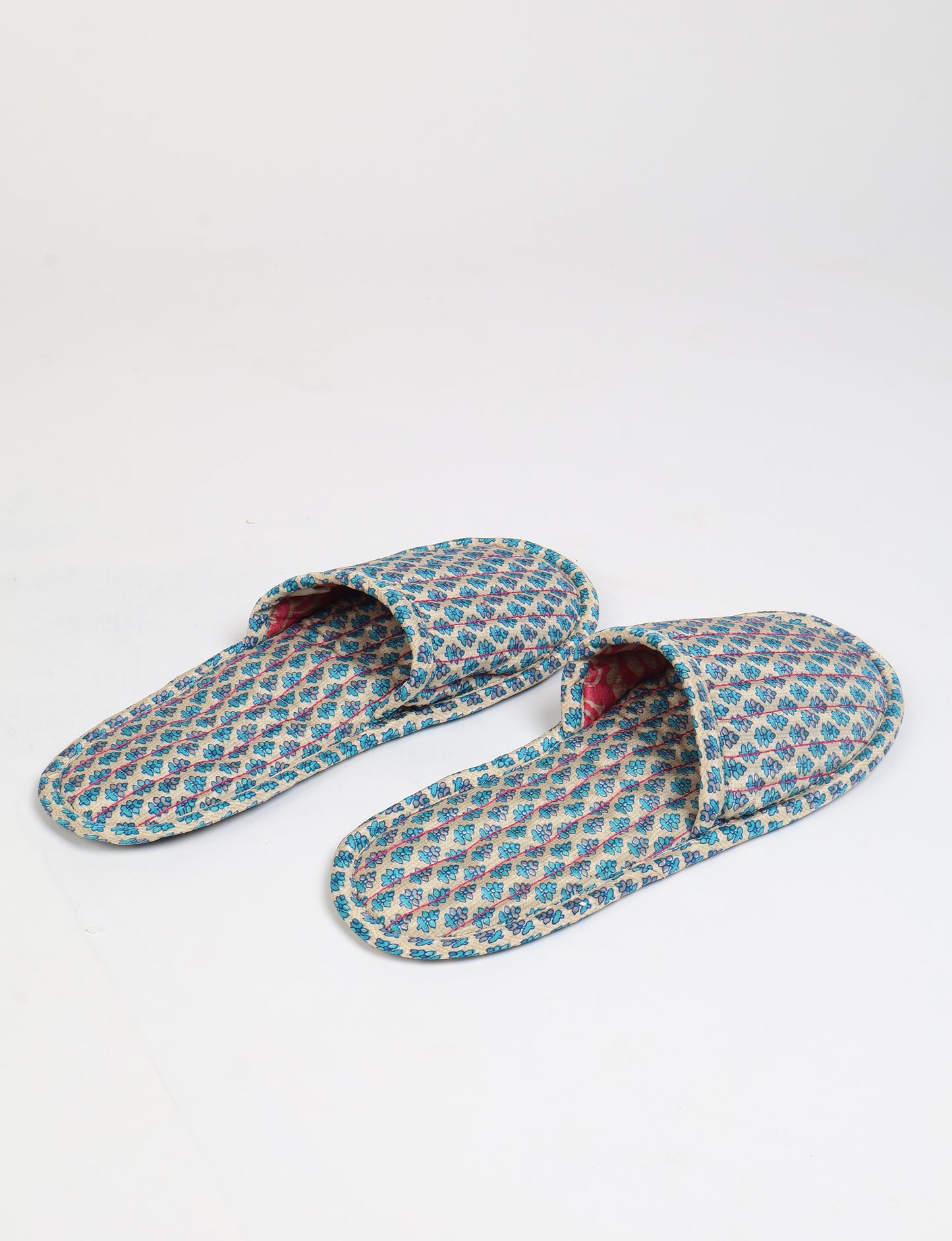 Quilted Slippers - Beige Micro Design