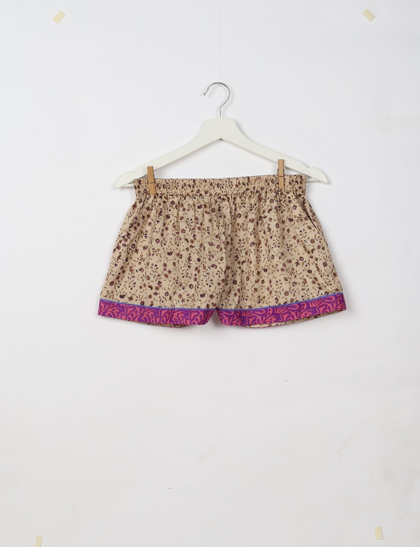 Indulge in comfort and style with our PJ Set Short, now with short sleeves. Crafted from upcycled saris, these shorts embody a zero-waste mentality for sustainable sleepwear. Versatile from day to night, perfect for beach lounging or poolside yoga, these pajamas redefine conscious fashion.