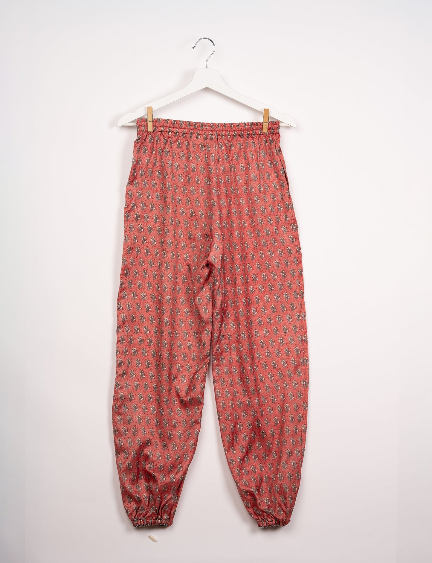 Comfortable and sustainable JOGGER PANTS, pull-on style crafted from eco-materials. Elastic drawstring waist, cotton twill tape, elasticated hems, and slant pockets for style and functionality. Make a positive impact on people and the planet with your fashion choices.