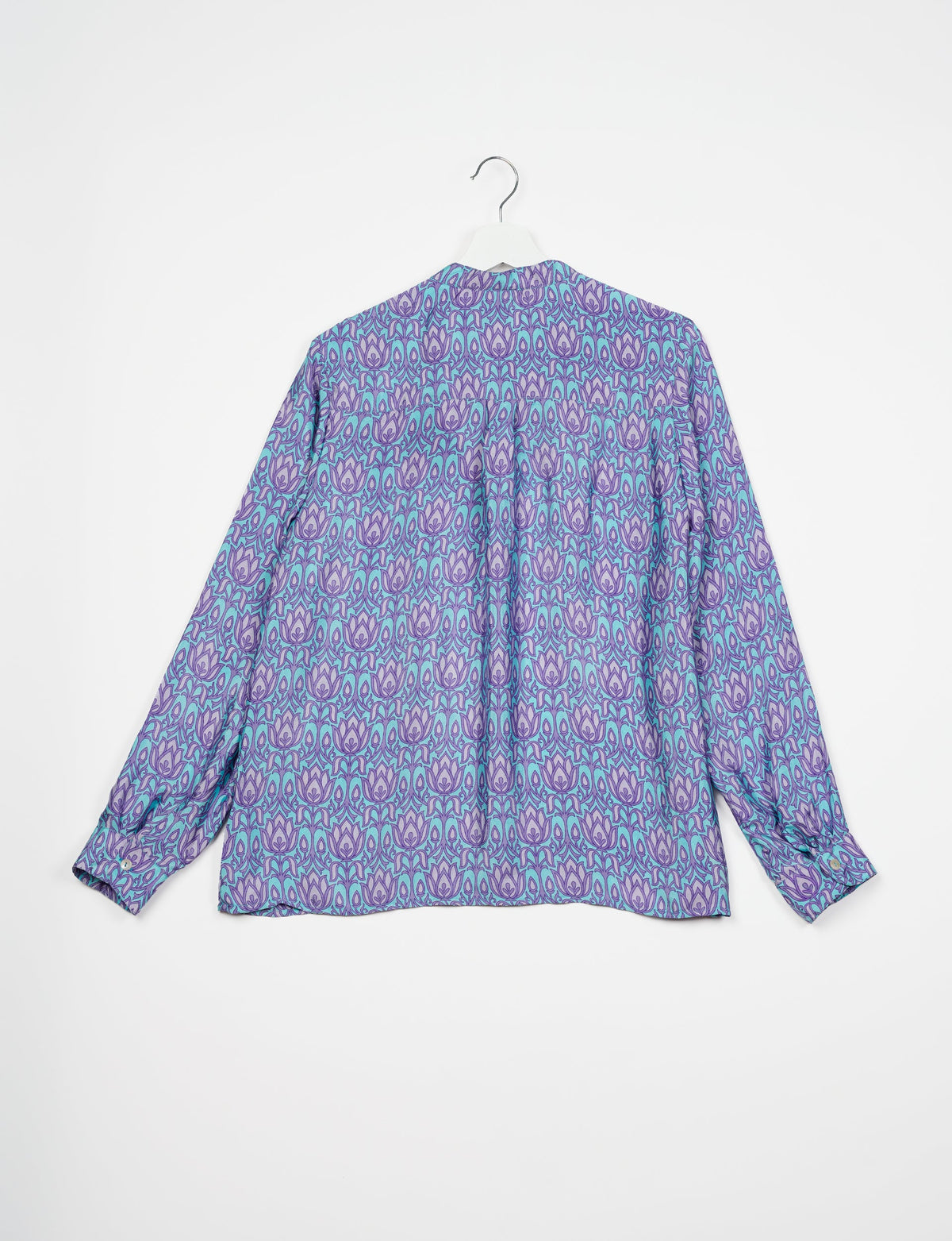 Versatile DAY BLOUSE, a sustainable wardrobe essential with a classic Johnny collar and full sleeves. Lightweight fabric for a comfortable fit, perfect for dressing up or down. Explore ethical clothing and green fashion with this eco-friendly and timeless piece, perfect for any occasion.