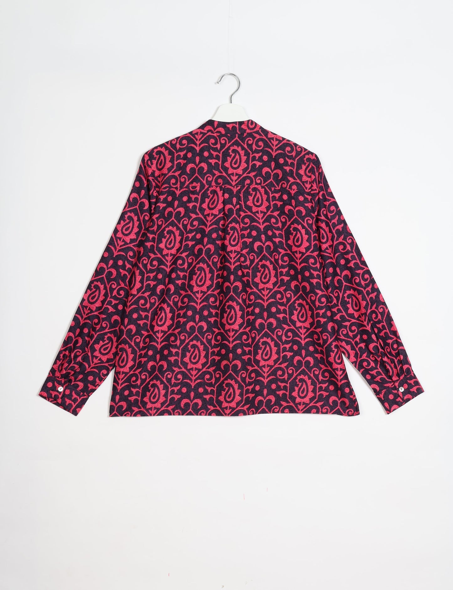 Versatile DAY BLOUSE, a sustainable wardrobe essential with a classic Johnny collar and full sleeves. Lightweight fabric for a comfortable fit, perfect for dressing up or down. Explore ethical clothing and green fashion with this eco-friendly and timeless piece, perfect for any occasion.