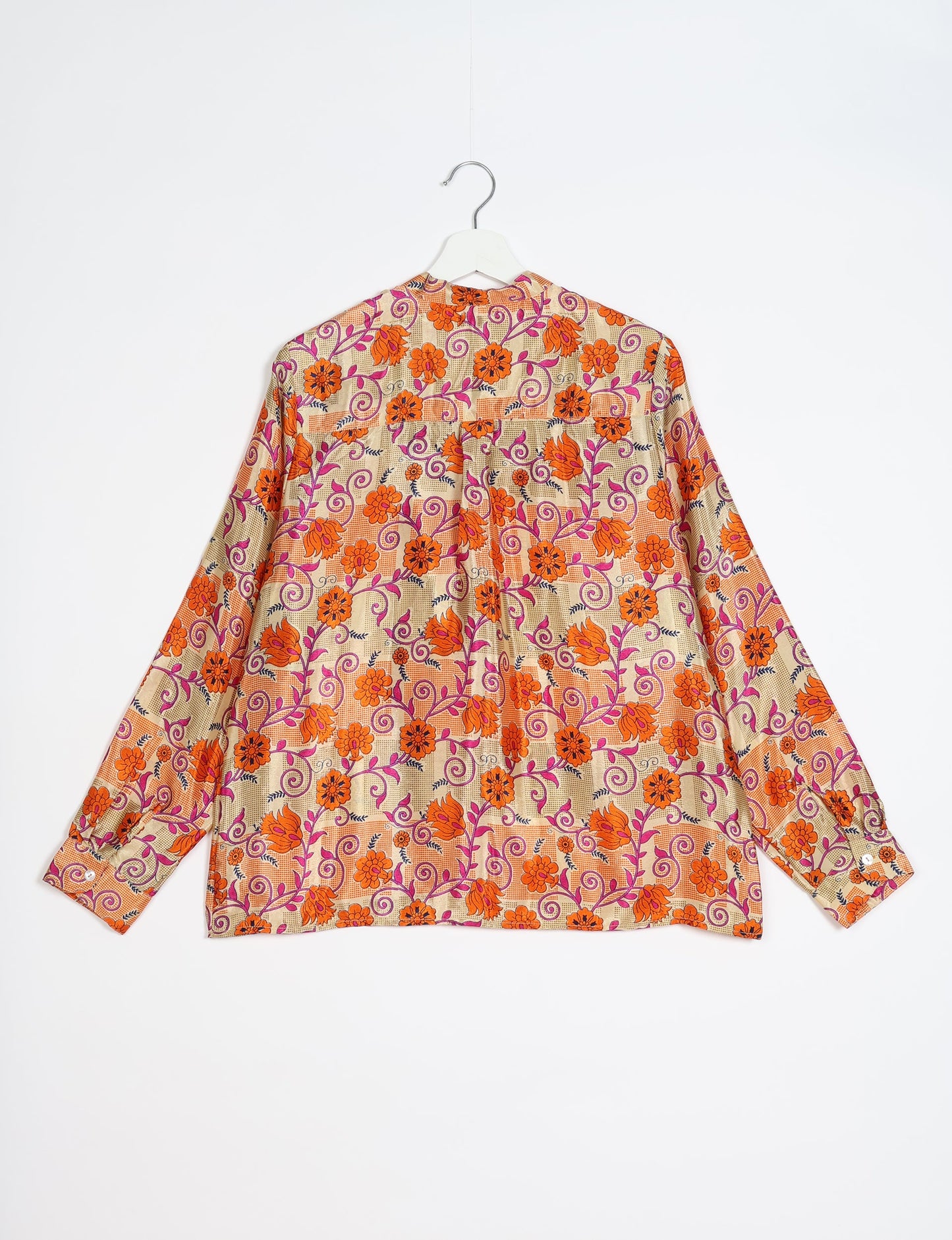 Versatile DAY BLOUSE, a sustainable wardrobe essential with a classic Johnny collar and full sleeves. Lightweight fabric for a comfortable fit, perfect for dressing up or down. Explore ethical clothing and green fashion with this eco-friendly and timeless piece, perfect for any occasion.