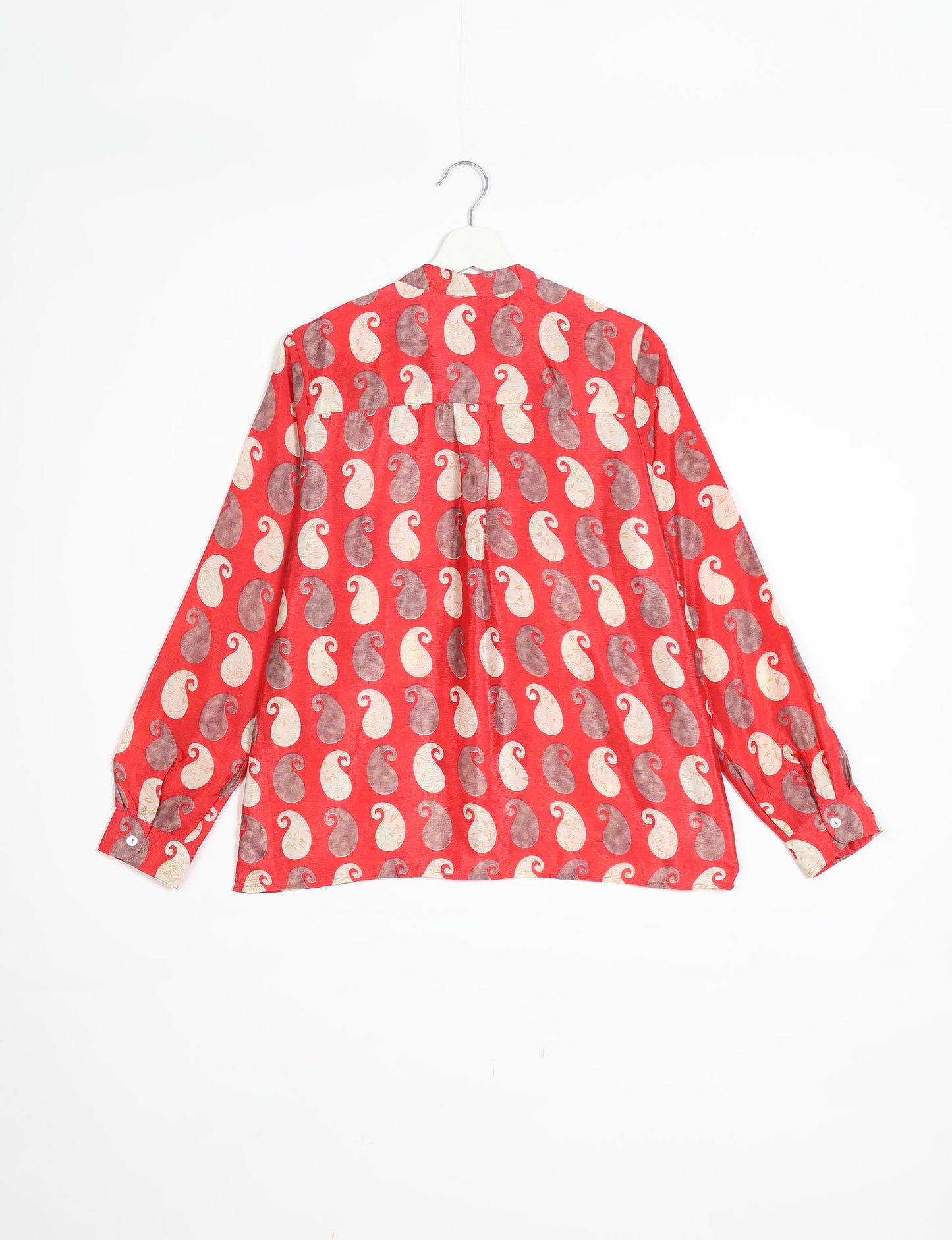 Versatile DAY BLOUSE, a sustainable wardrobe essential with a classic Johnny collar and full sleeves. Lightweight fabric for a comfortable fit, perfect for dressing up or down. Explore ethical clothing and green fashion with this eco-friendly and timeless piece, perfect for any occasion.