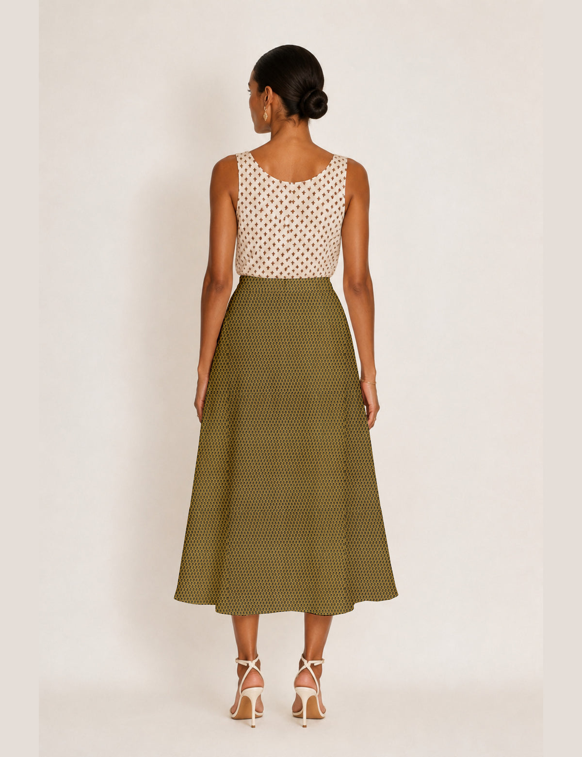 A line skirt with slit - Yellow Micro Design