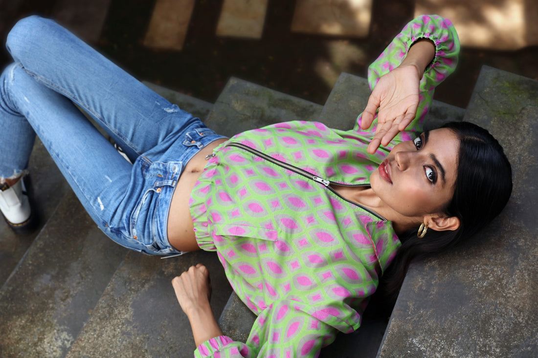 I was a Sari, now I’m a Bomber