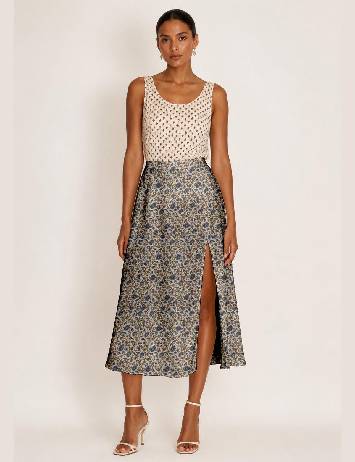 A line skirt with slit - Beige Floral