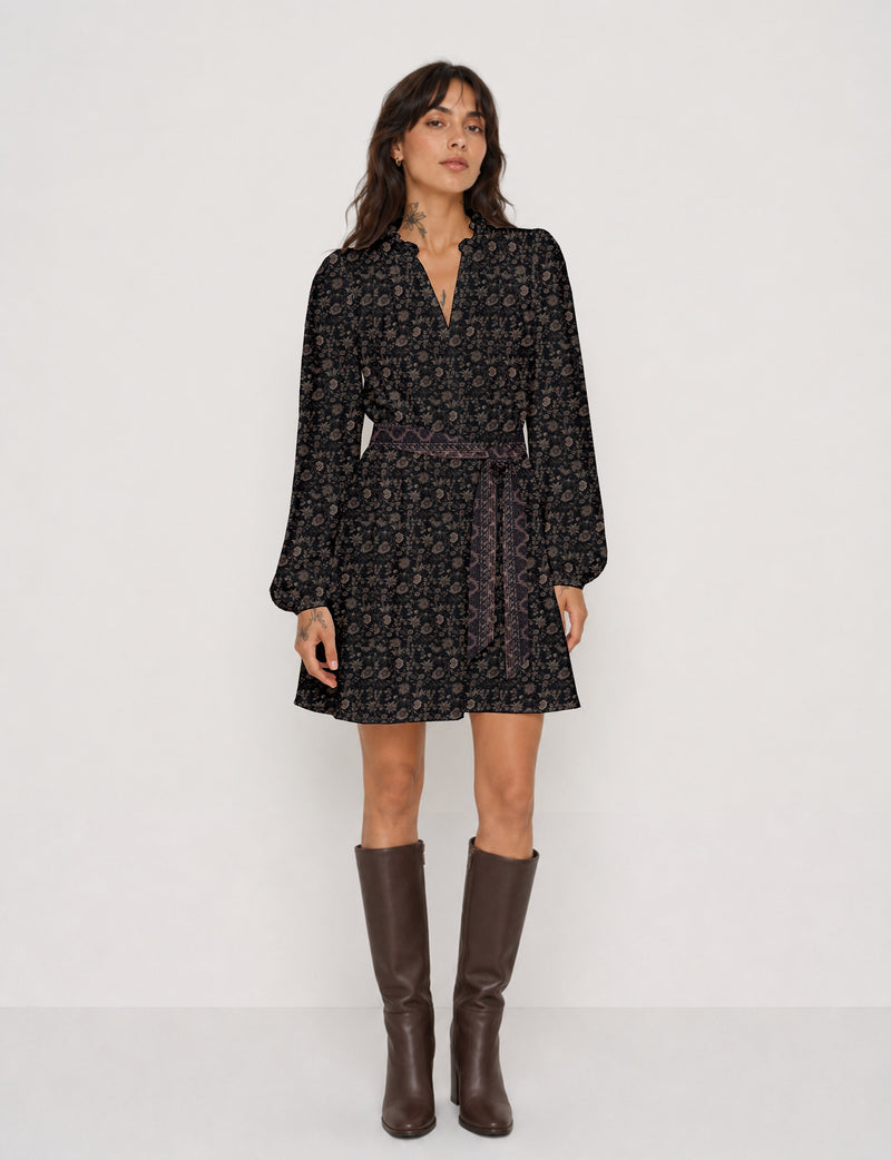 Swing dress with belt - Black Floral