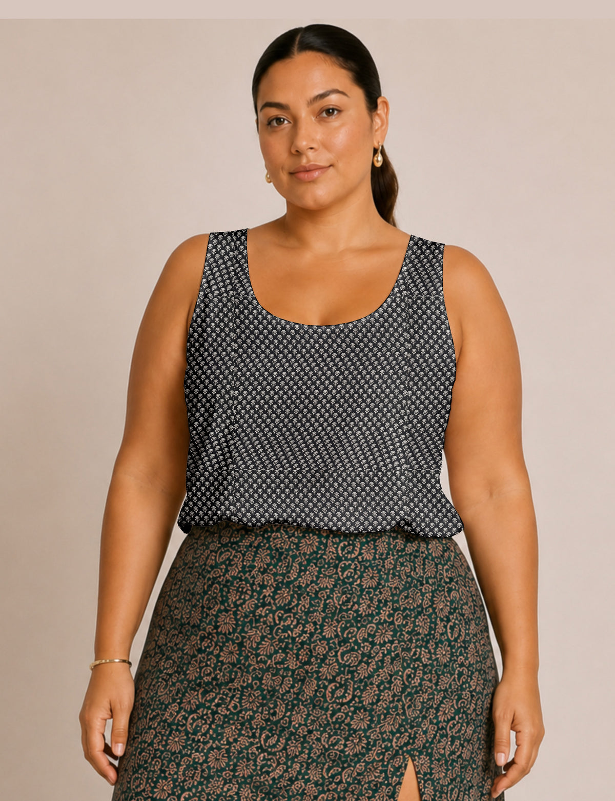 Sleeveless blouse - Black Floral