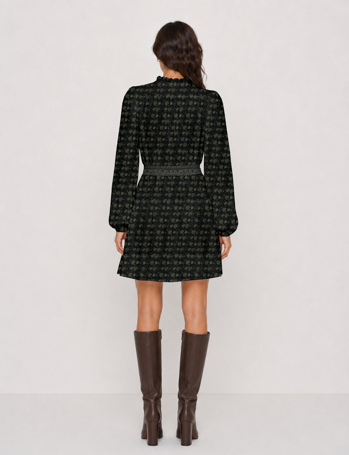 Swing dress with belt - Black Tropical