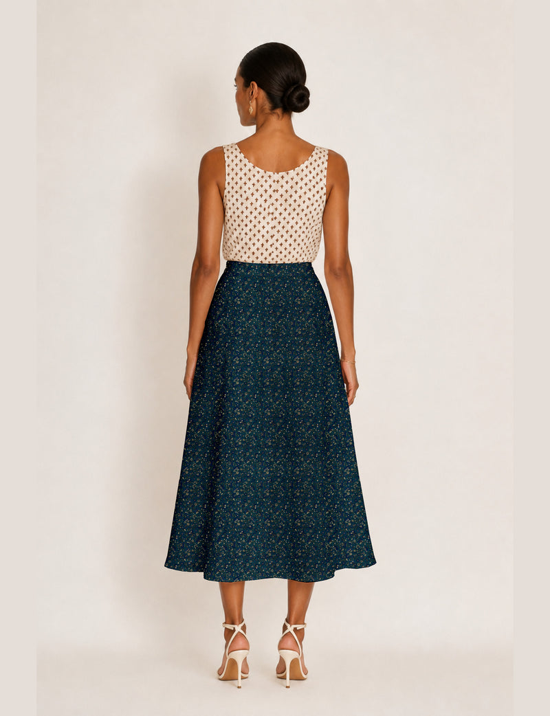 A line skirt with slit - Blue Floral