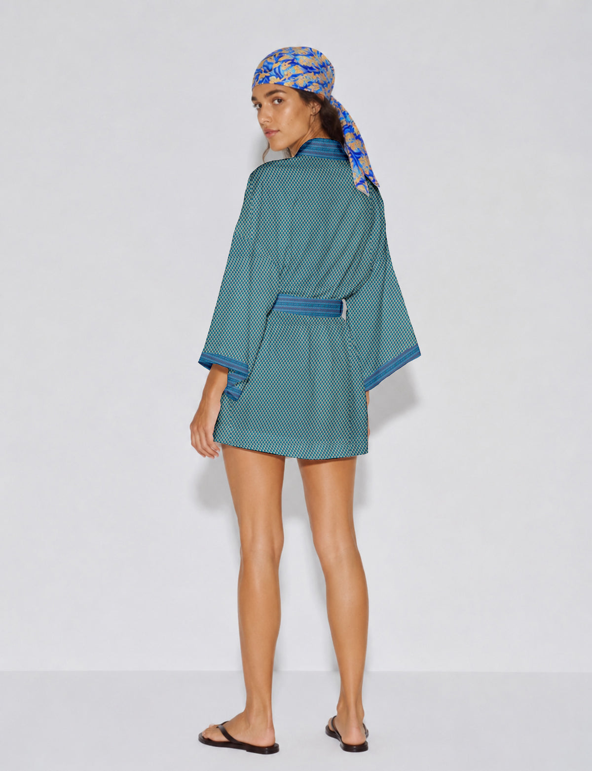Short kimono robe - Blue Floral