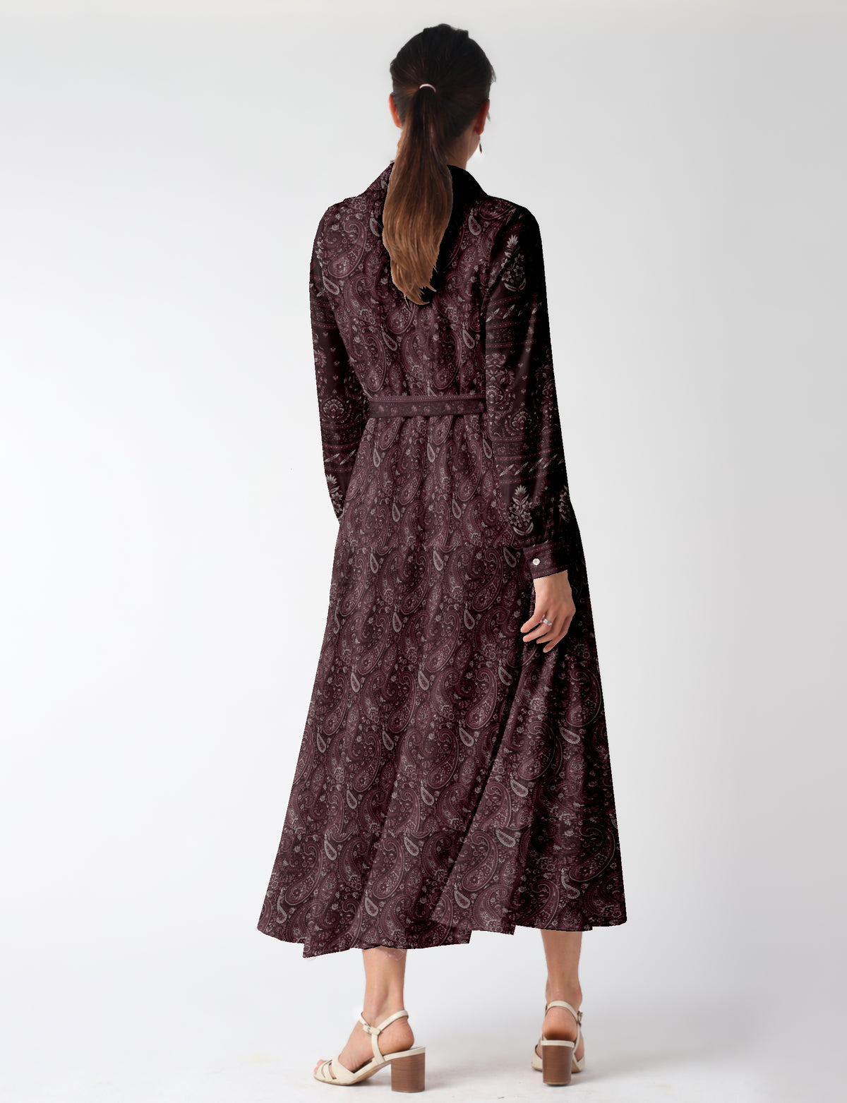 Flowing long shirt dress with relaxed fit and ankle-length design