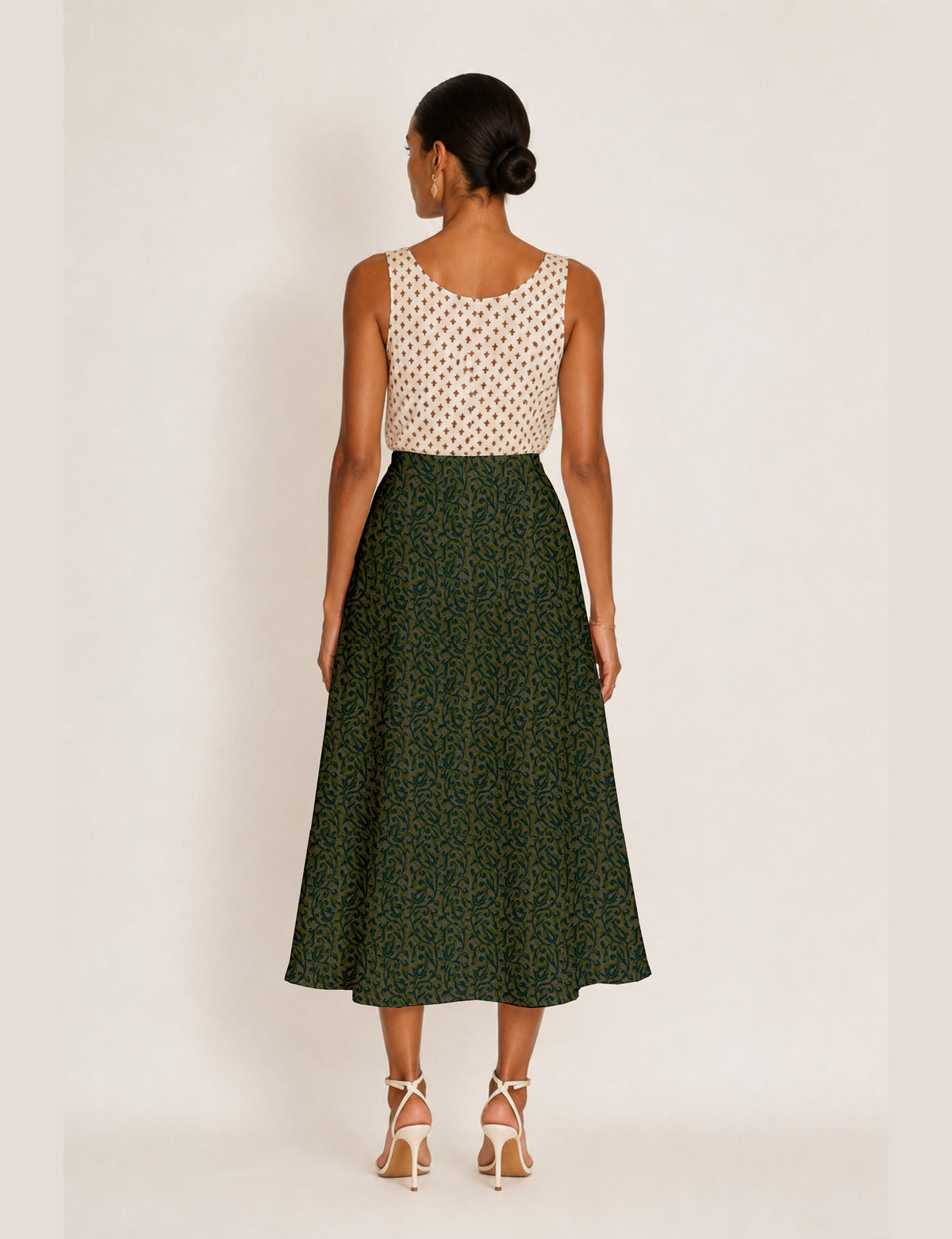A line skirt with slit - Green Abstract