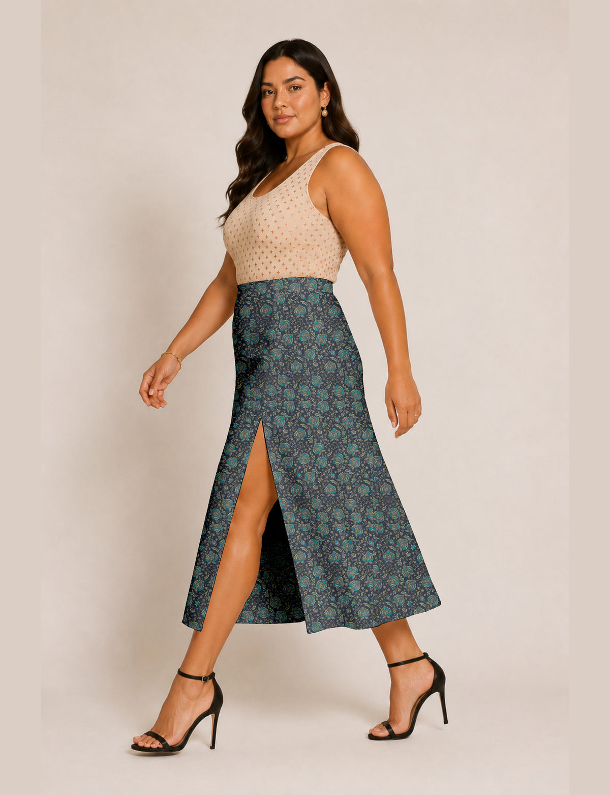 A line skirt with slit - Grey Floral