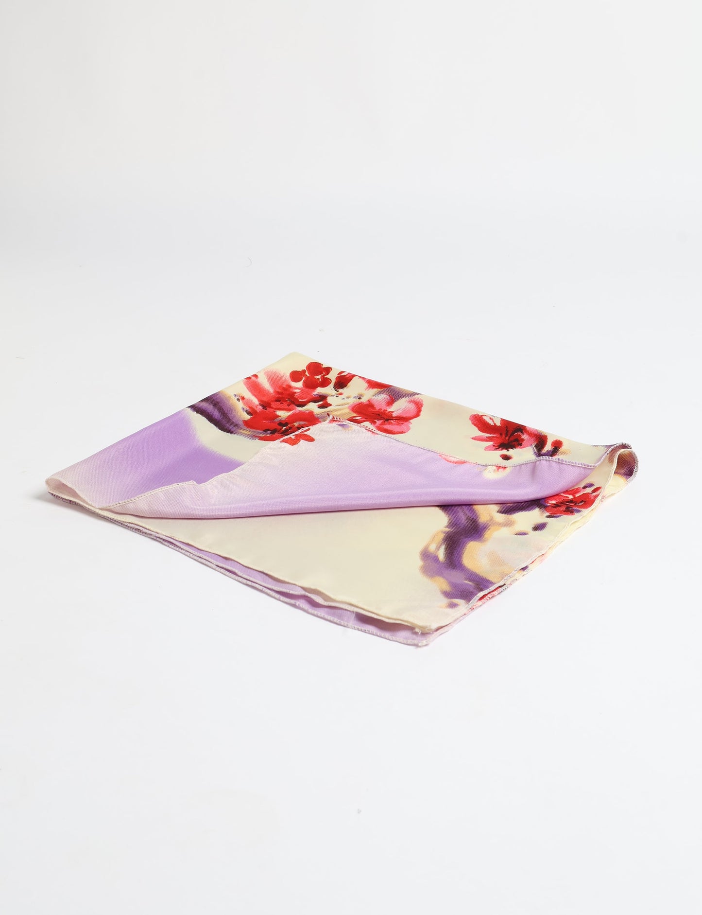 A delicately handcrafted wrap made from recycled sari offcuts, blending sustainable fashion with conscious design. This eco-friendly product showcases the beauty of upcycling and green fashion, making it a perfect accessory for those supporting circular fashion and products made from textile waste.