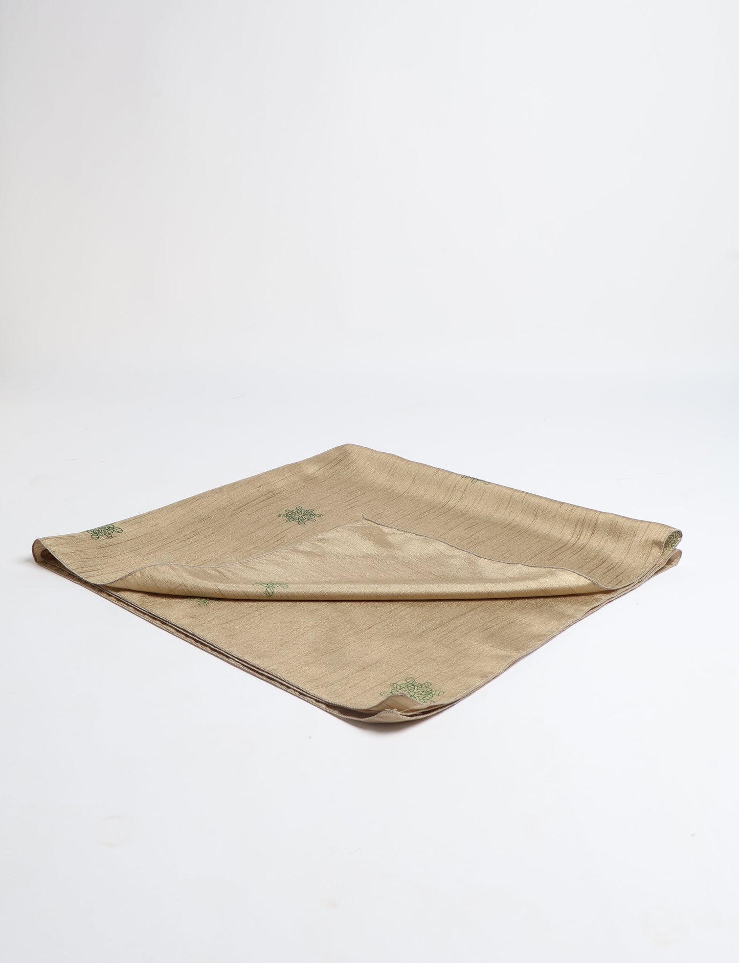 A delicately handcrafted wrap made from recycled sari offcuts, blending sustainable fashion with conscious design. This eco-friendly product showcases the beauty of upcycling and green fashion, making it a perfect accessory for those supporting circular fashion and products made from textile waste.