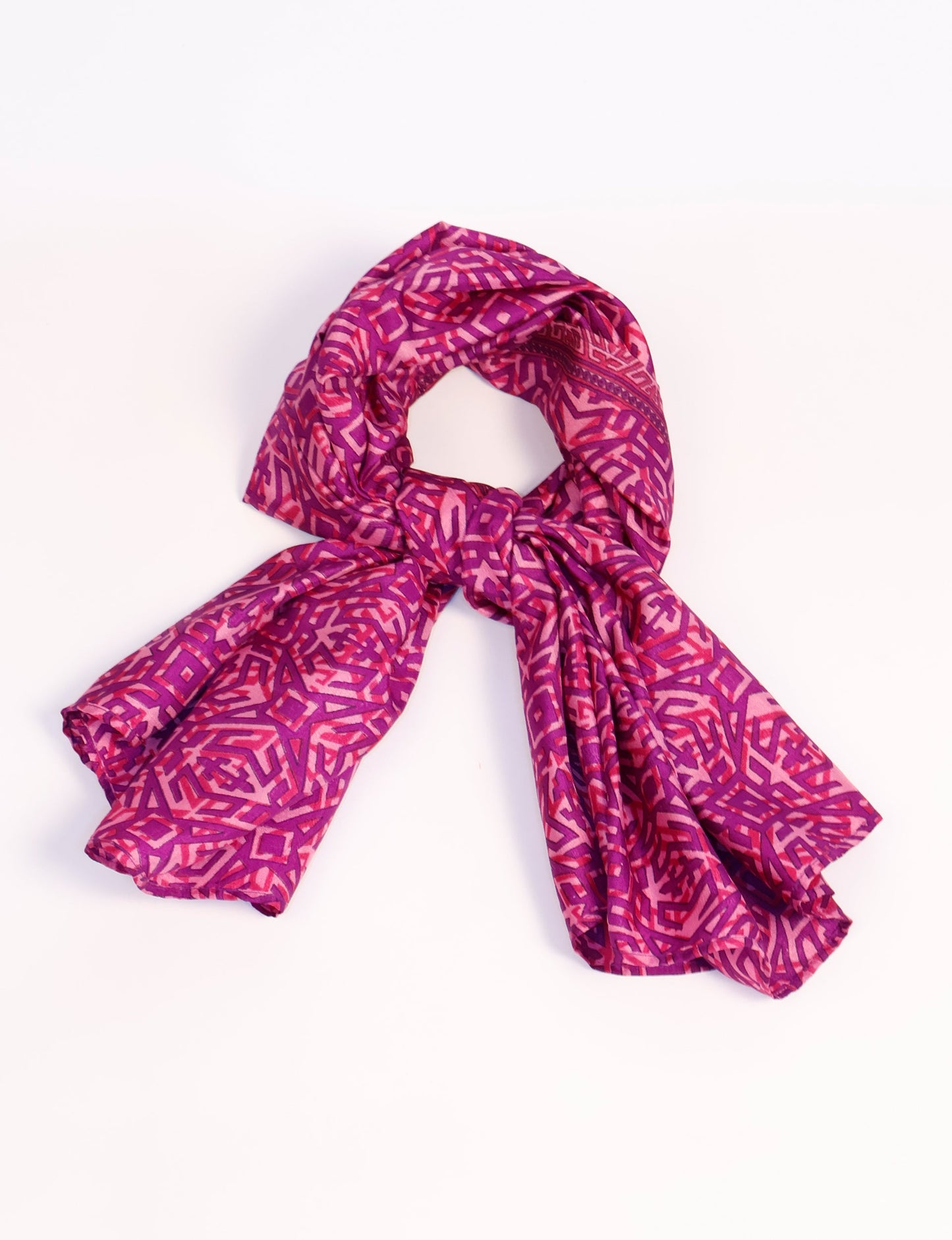 Chic and eco-friendly FOULARD square scarves, perfect for dressing up any outfit. Versatile styling around the head or neck for sunny days outdoors and evenings indoors, in warm and cooler climes. Ethical, eco-friendly, and stylish accessories to elevate your sustainable fashion game.