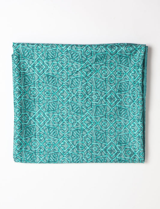 Explore sustainable elegance with our PAREO – a versatile piece for conscious fashion enthusiasts. More than an accessory, it's a statement of ethical clothing and green fashion. Ideal for getaways, this wrap-around works as a coverup, turban, or throw, showcasing our commitment to slow fashion, upcycled garments, and eco-friendly practices. Elevate your wardrobe with this eco-conscious and stylish pareo, a perfect addition to your collection of sustainable women's clothing.