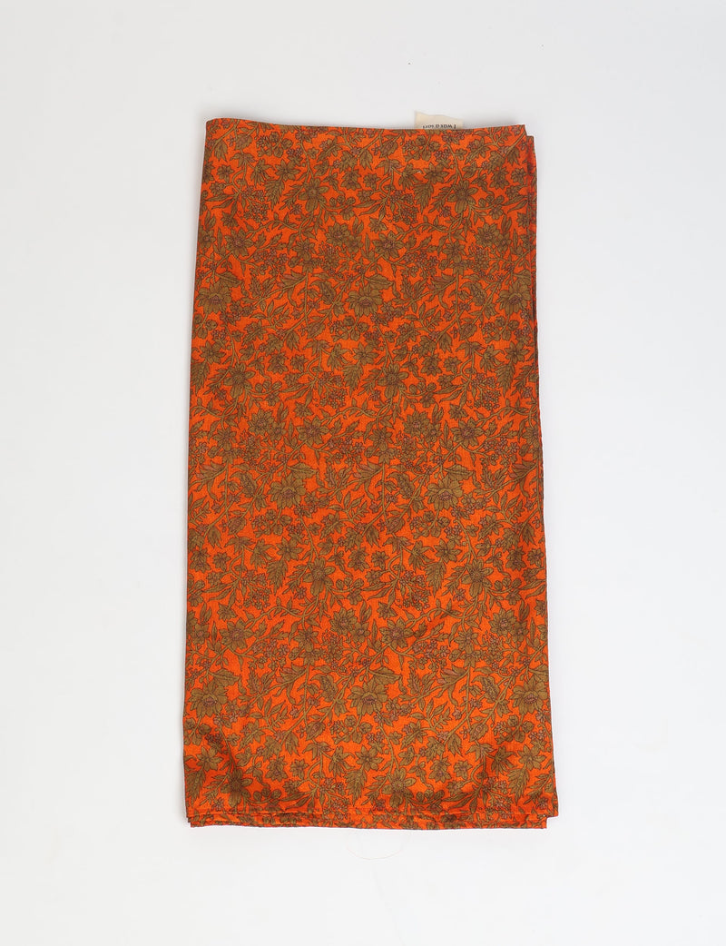 Wrap yourself in style with our printed rectangular stole, designed for neck, shoulders, or waist. Ethically crafted and embracing sustainability, this versatile accessory is a perfect addition to your wardrobe. Experience the beauty of eco-friendly fashion with our conscious clothing collection.