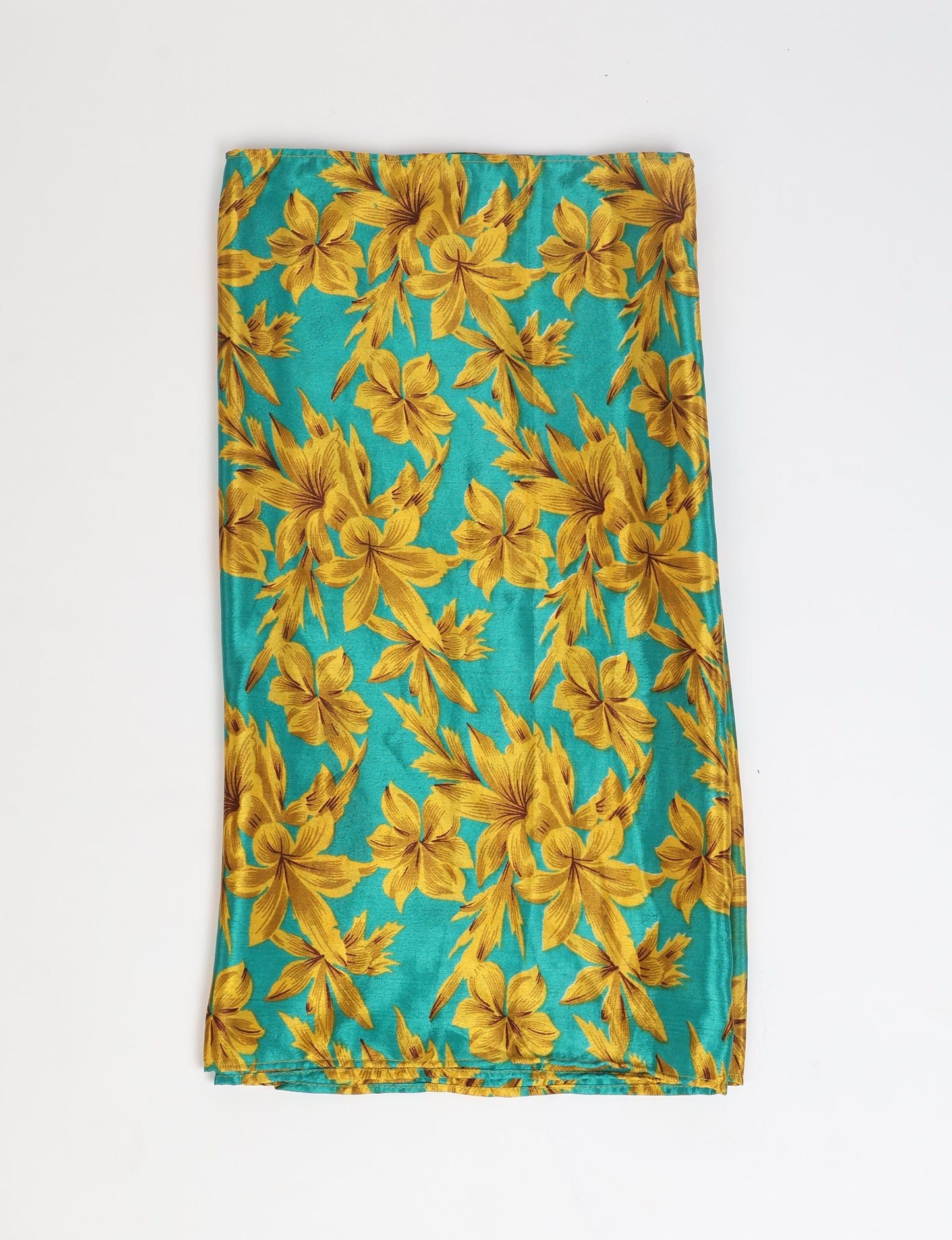 Wrap yourself in style with our printed rectangular stole, designed for neck, shoulders, or waist. Ethically crafted and embracing sustainability, this versatile accessory is a perfect addition to your wardrobe. Experience the beauty of eco-friendly fashion with our conscious clothing collection.