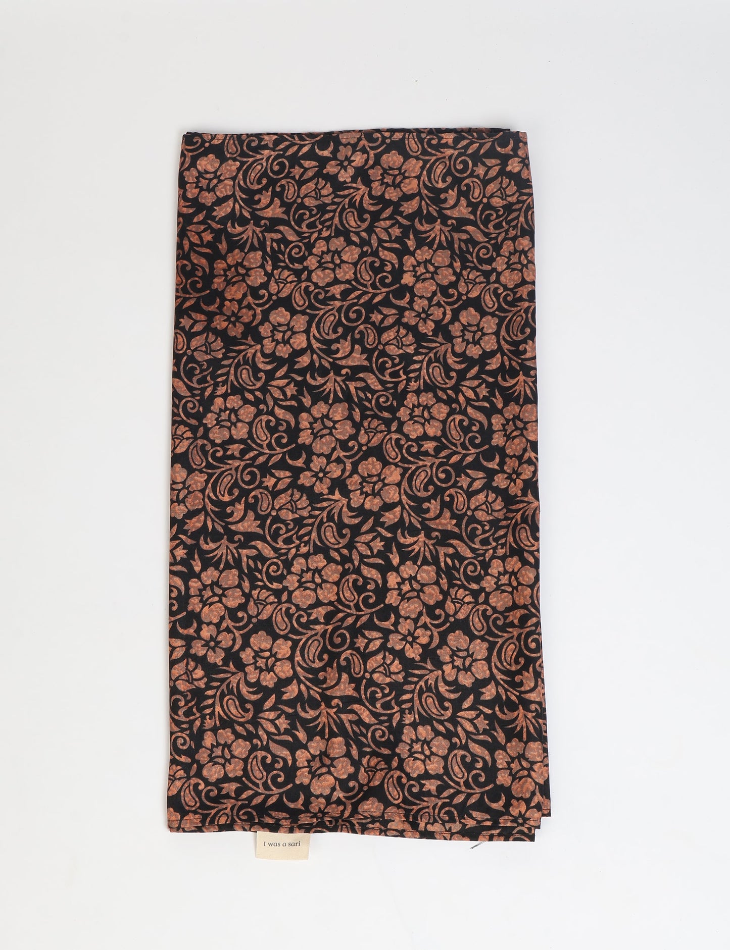 Wrap yourself in style with our printed rectangular stole, designed for neck, shoulders, or waist. Ethically crafted and embracing sustainability, this versatile accessory is a perfect addition to your wardrobe. Experience the beauty of eco-friendly fashion with our conscious clothing collection.