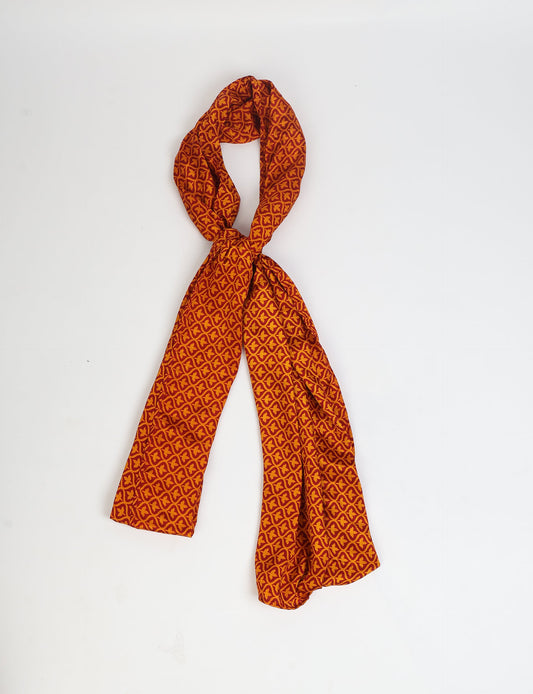 Wrap yourself in style with our printed rectangular stole, designed for neck, shoulders, or waist. Ethically crafted and embracing sustainability, this versatile accessory is a perfect addition to your wardrobe. Experience the beauty of eco-friendly fashion with our conscious clothing collection.