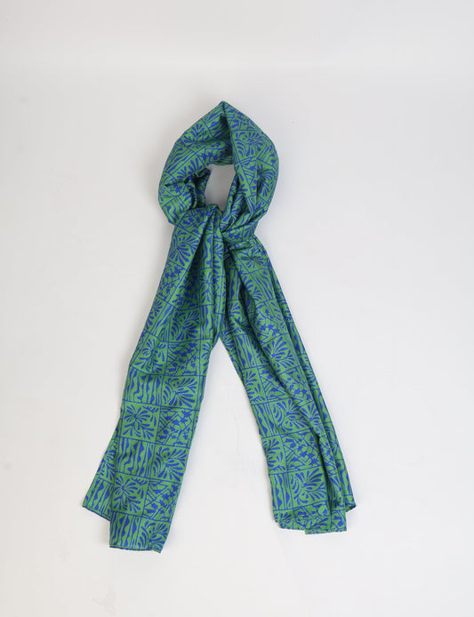 Wrap yourself in style with our printed rectangular stole, designed for neck, shoulders, or waist. Ethically crafted and embracing sustainability, this versatile accessory is a perfect addition to your wardrobe. Experience the beauty of eco-friendly fashion with our conscious clothing collection.