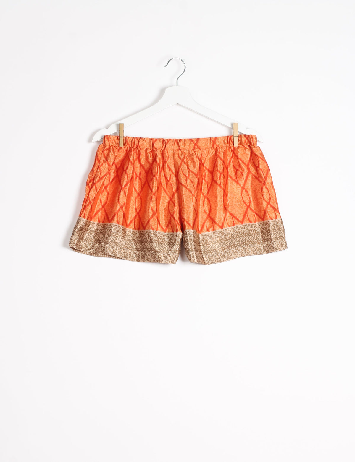 Elevate your wardrobe with our eco-friendly shorts. The all-around elastic waist and drawstring tie provide comfort and style. Crafted with ethical and sustainable practices, these shorts redefine green fashion, making them a perfect addition to your conscious clothing collection.