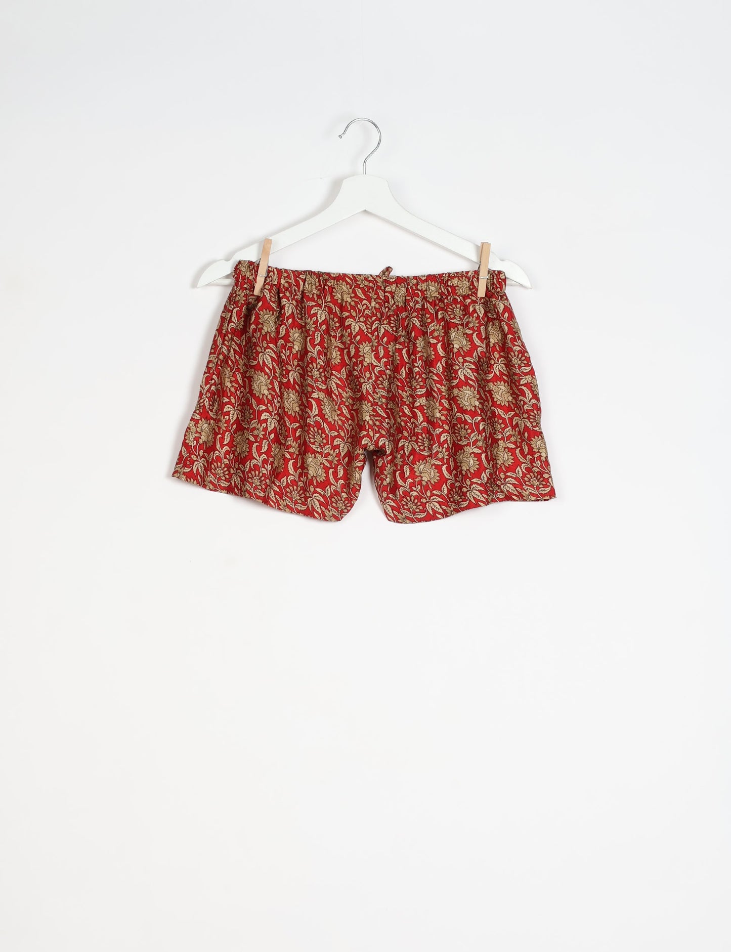 Elevate your wardrobe with our eco-friendly shorts. The all-around elastic waist and drawstring tie provide comfort and style. Crafted with ethical and sustainable practices, these shorts redefine green fashion, making them a perfect addition to your conscious clothing collection.