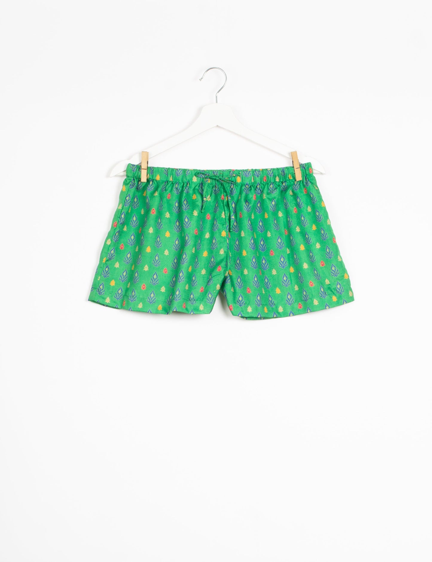 Elevate your wardrobe with our eco-friendly shorts. The all-around elastic waist and drawstring tie provide comfort and style. Crafted with ethical and sustainable practices, these shorts redefine green fashion, making them a perfect addition to your conscious clothing collection.