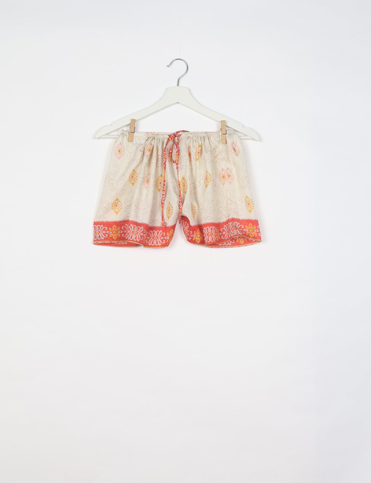 Elevate your wardrobe with our eco-friendly shorts. The all-around elastic waist and drawstring tie provide comfort and style. Crafted with ethical and sustainable practices, these shorts redefine green fashion, making them a perfect addition to your conscious clothing collection.
