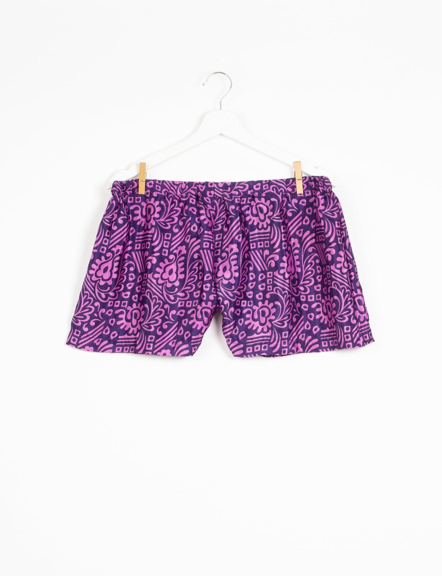 Elevate your wardrobe with our eco-friendly shorts. The all-around elastic waist and drawstring tie provide comfort and style. Crafted with ethical and sustainable practices, these shorts redefine green fashion, making them a perfect addition to your conscious clothing collection.