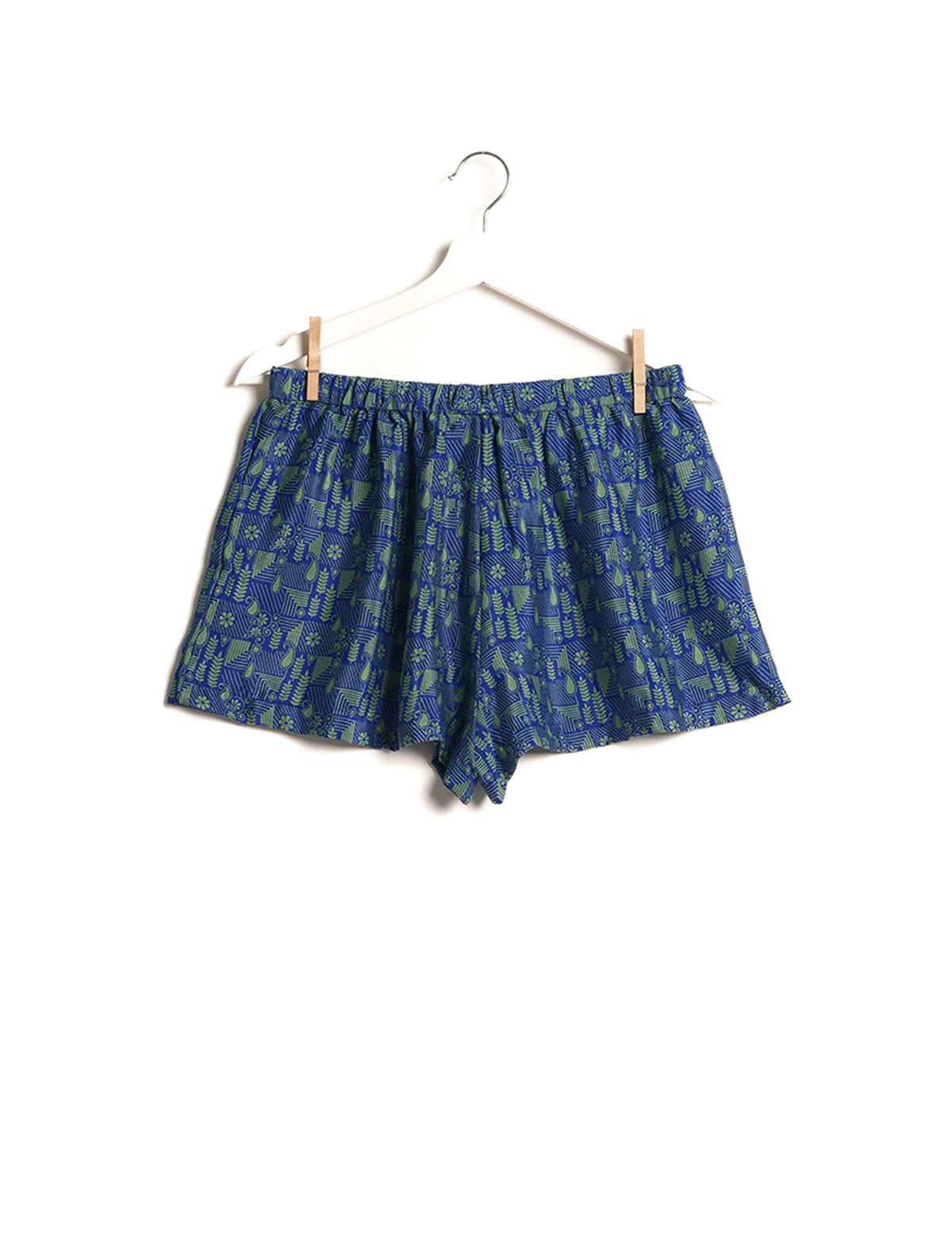 Elevate your wardrobe with our eco-friendly shorts. The all-around elastic waist and drawstring tie provide comfort and style. Crafted with ethical and sustainable practices, these shorts redefine green fashion, making them a perfect addition to your conscious clothing collection.