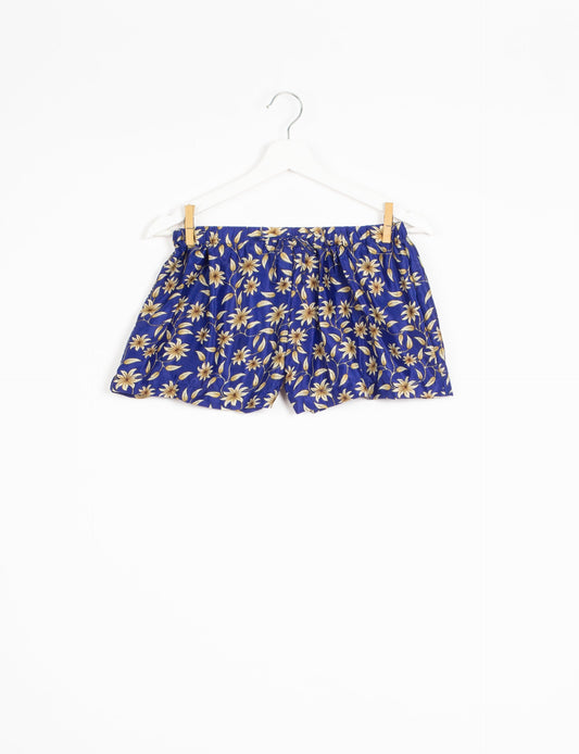 Elevate your wardrobe with our eco-friendly shorts. The all-around elastic waist and drawstring tie provide comfort and style. Crafted with ethical and sustainable practices, these shorts redefine green fashion, making them a perfect addition to your conscious clothing collection.