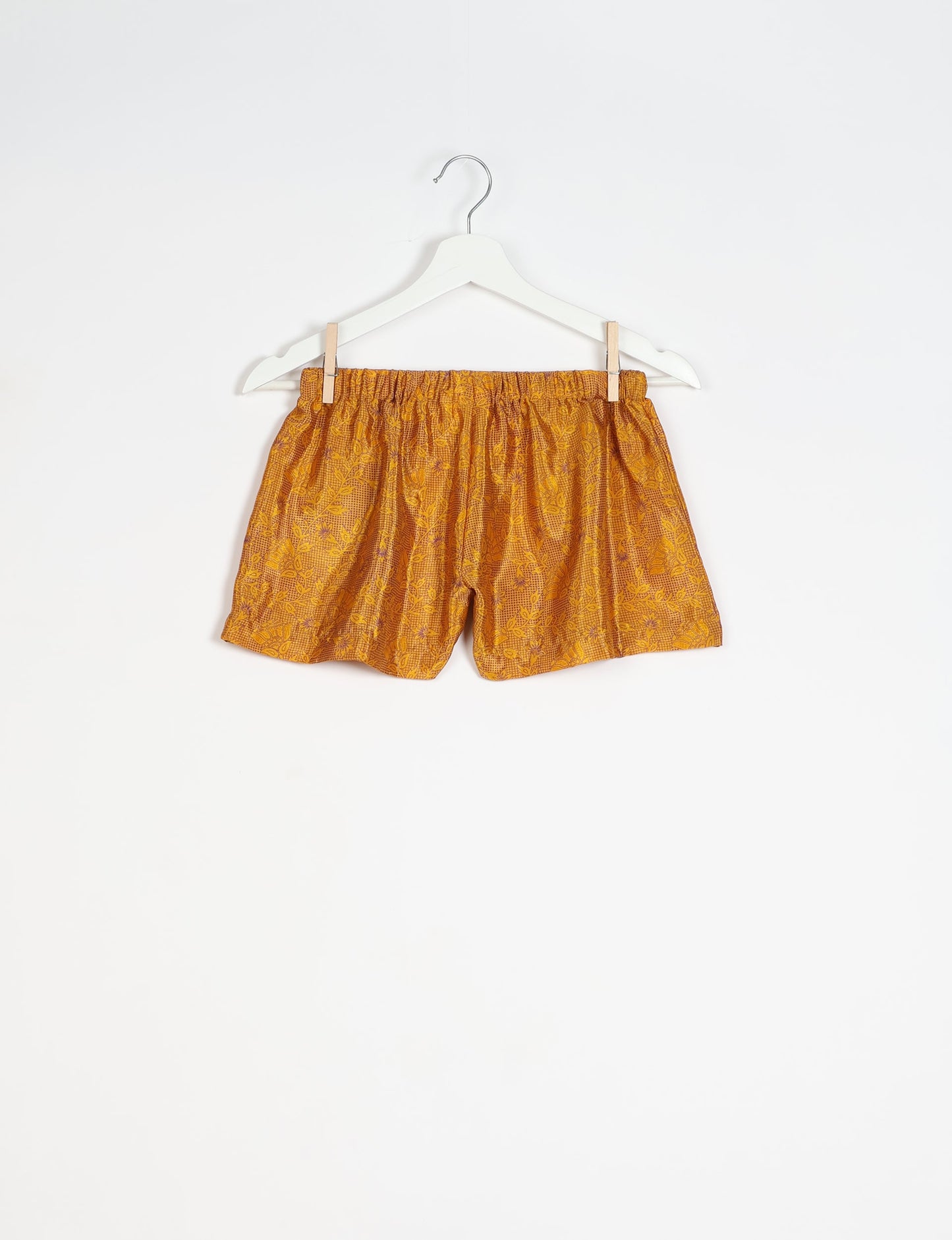 Elevate your wardrobe with our eco-friendly shorts. The all-around elastic waist and drawstring tie provide comfort and style. Crafted with ethical and sustainable practices, these shorts redefine green fashion, making them a perfect addition to your conscious clothing collection.