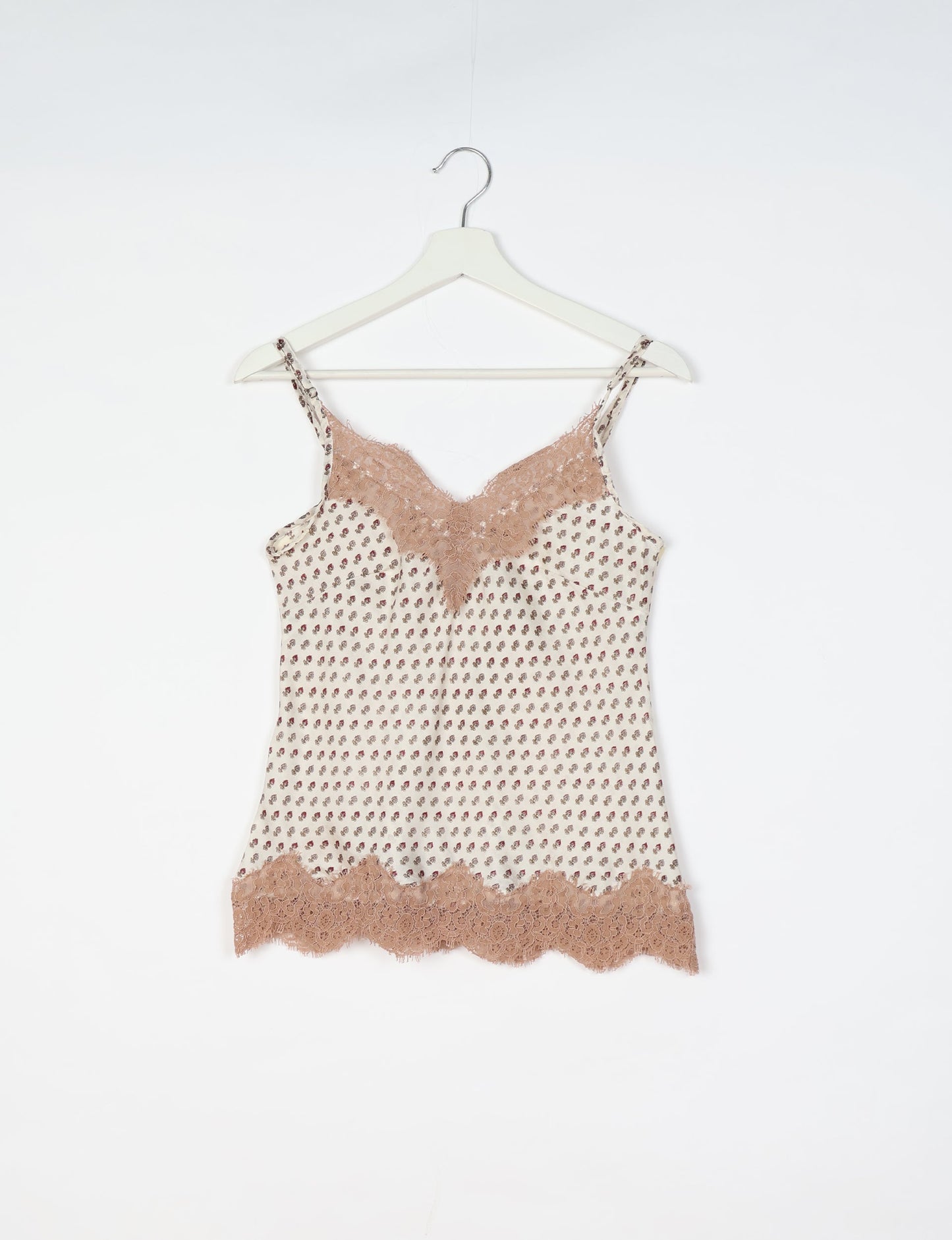 Sleep in eco-friendly luxury with our PJ Set Short. Made for the conscious consumer, these pajamas contribute to zero waste and sustainable practices. The cami top, adorned with delicate eyelash lace and cut on the bias, pairs seamlessly with the comfy shorts featuring an elasticated waist and drawstring tie.