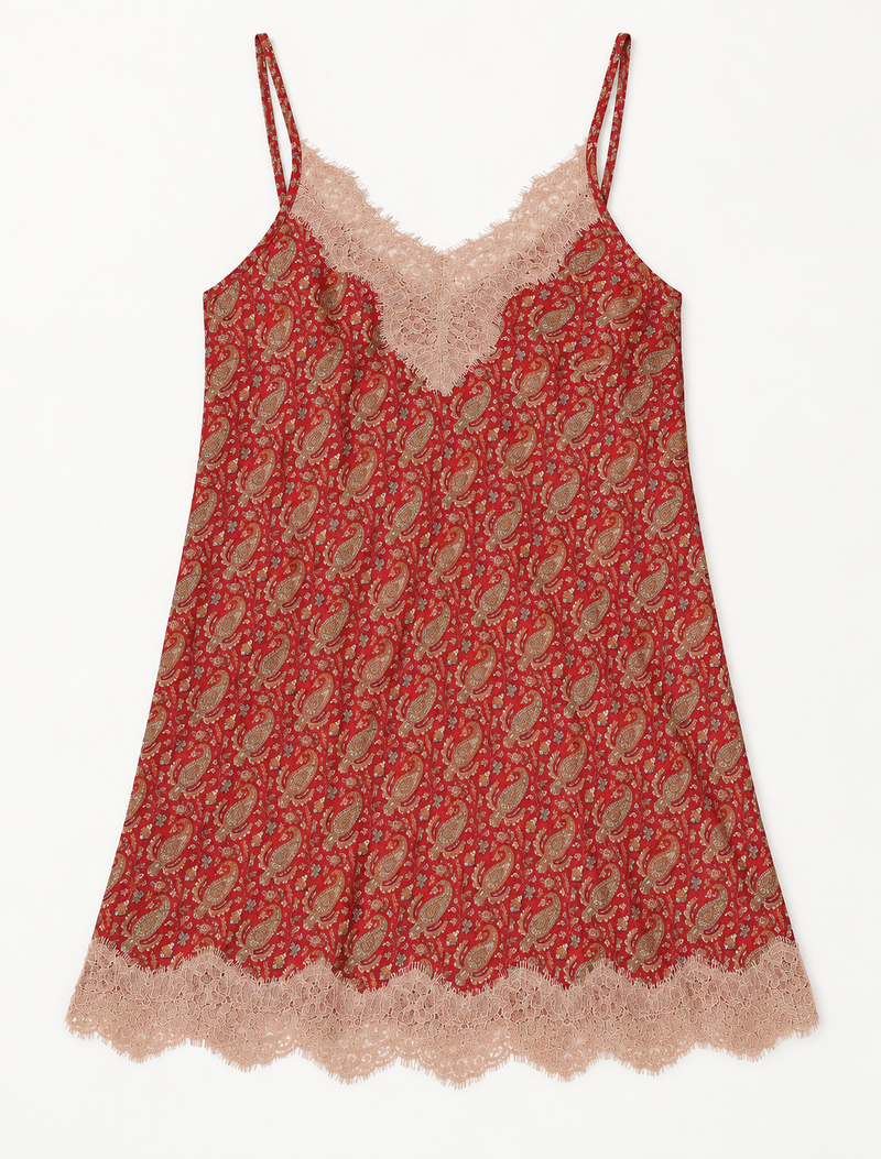 Experience nighttime luxury with our NIGHT DRESS – a true sleeping beauty crafted from upcycled sari fabric by dedicated artisans. Seamlessly combining purpose and comfort, these nightdresses offer a relaxed fit and lightweight material, ideal for sleeping, lounging, or enjoying a tranquil moment sipping coffee on your balcony.