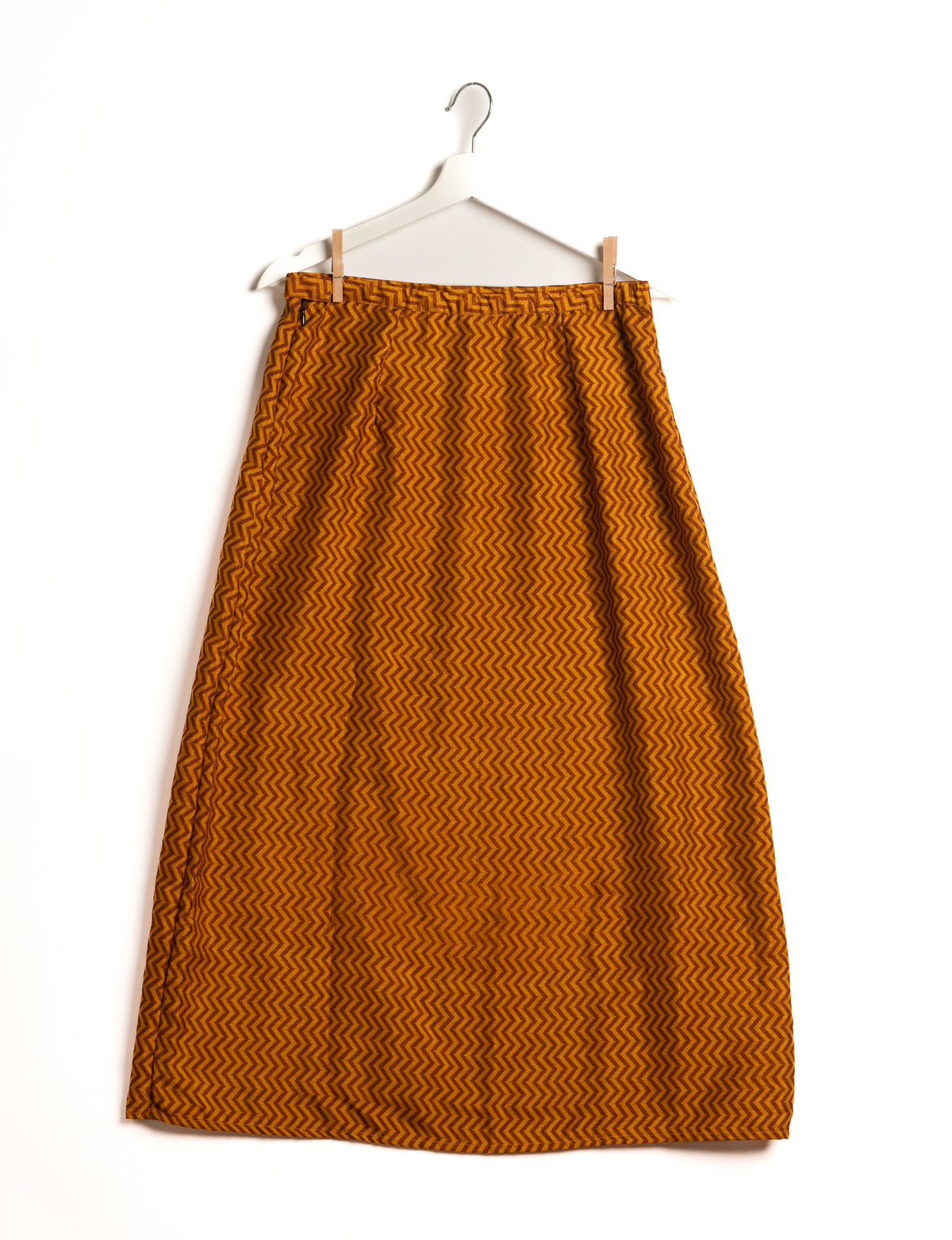 Sustainable A LINE SKIRT, a high-fashion choice for conscious individuals. Fitted at the waist, ankle-length, and ethically crafted for eco-friendly style.