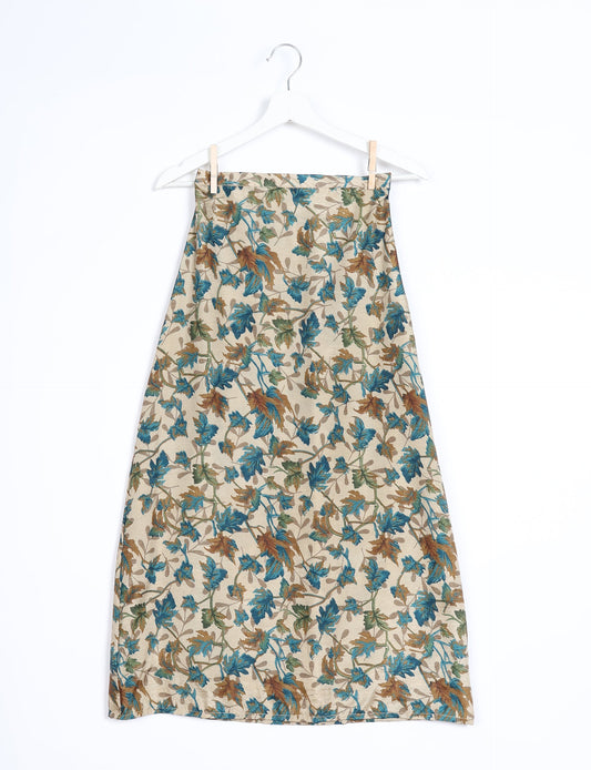 Sustainable A LINE SKIRT, a high-fashion choice for conscious individuals. Fitted at the waist, ankle-length, and ethically crafted for eco-friendly style.