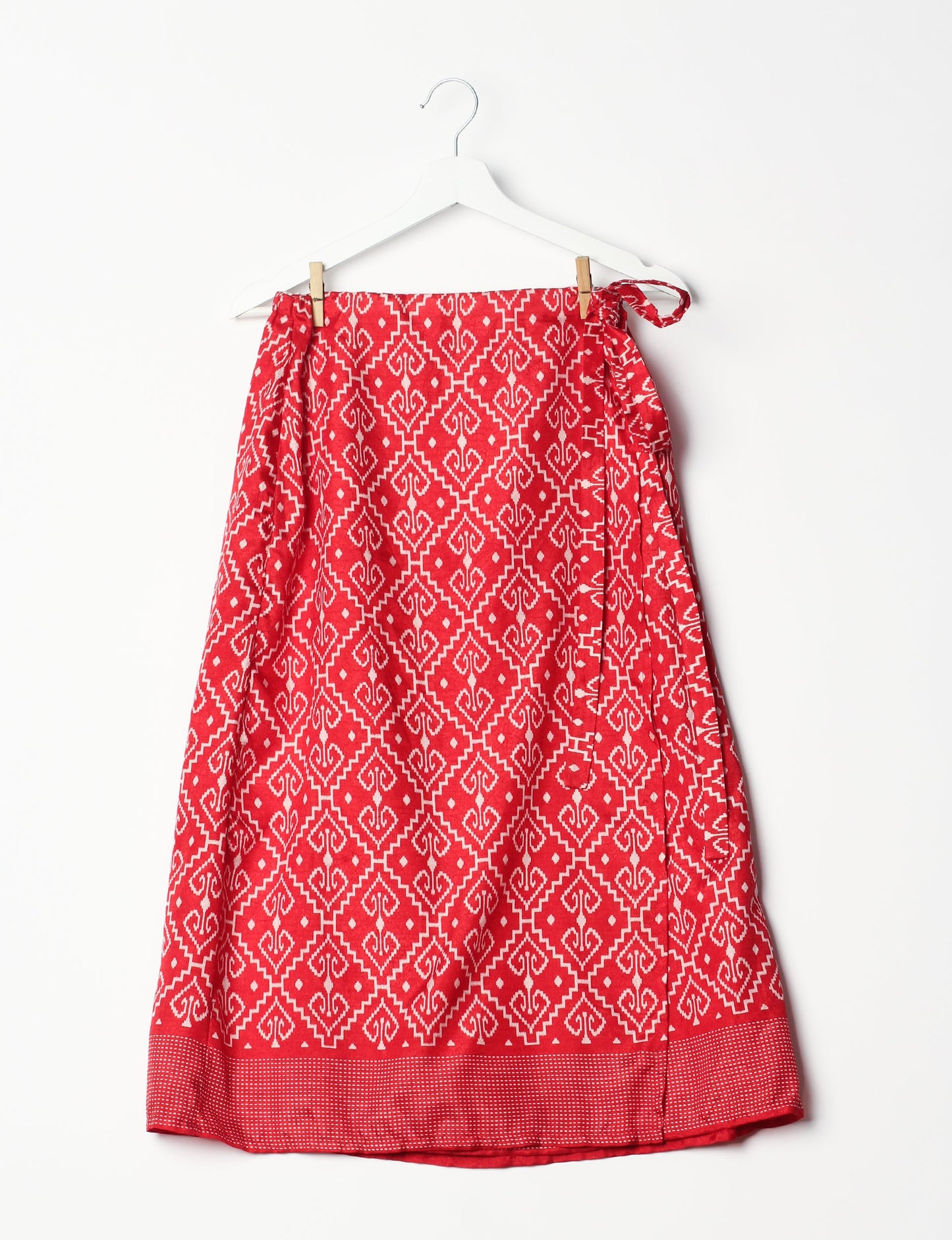 Versatile and sustainable LONG WRAPAROUND SKIRT, mid-calf length, defying convention and suitable for all waist sizes. Elevate your style with this eco-friendly and comfortable piece, creating a unique and inclusive fashion experience.